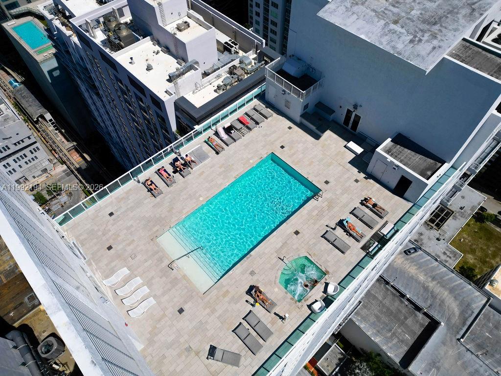 The Loft Downtown II Cond