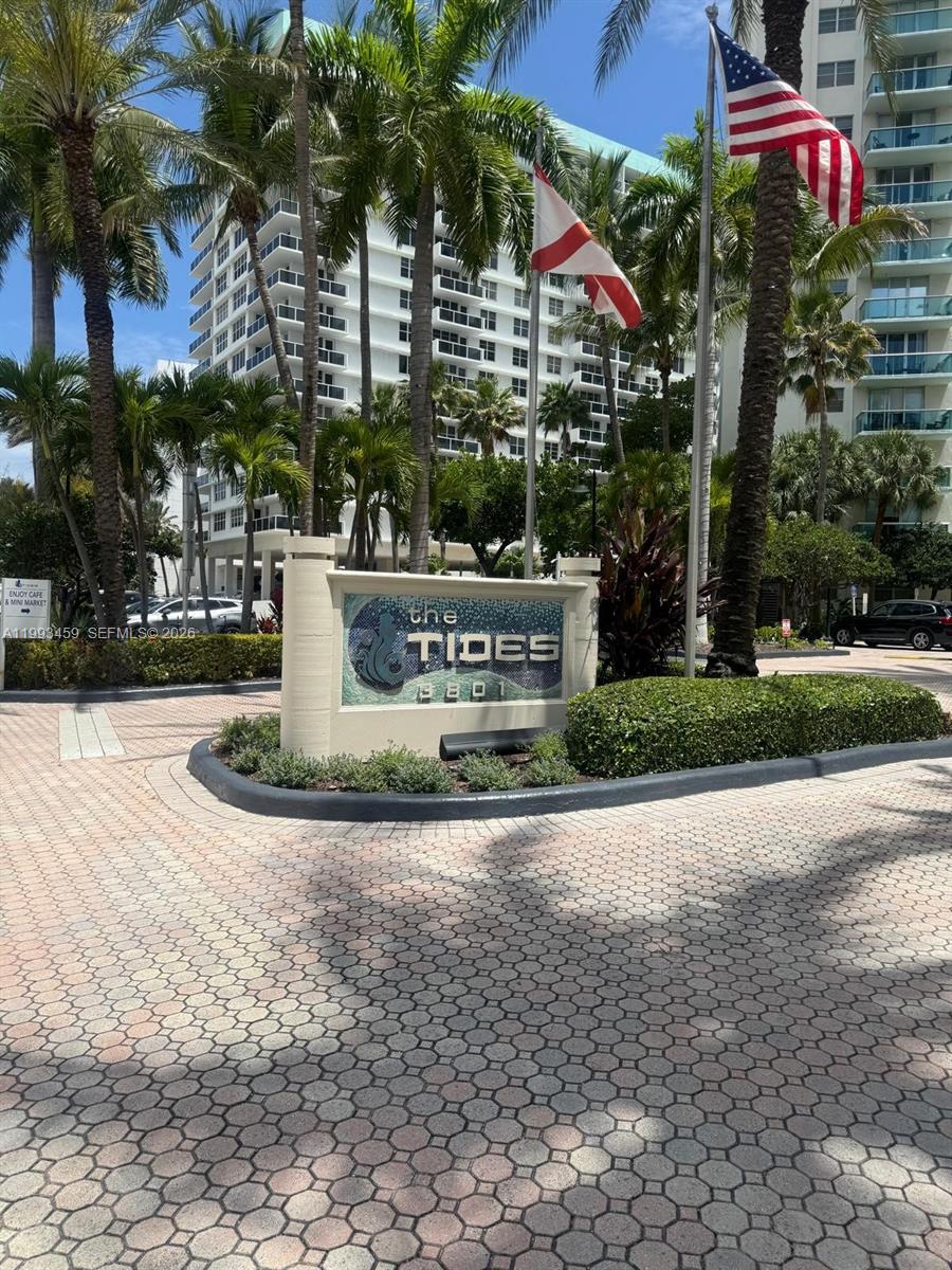 Tides On Hollywood Beach