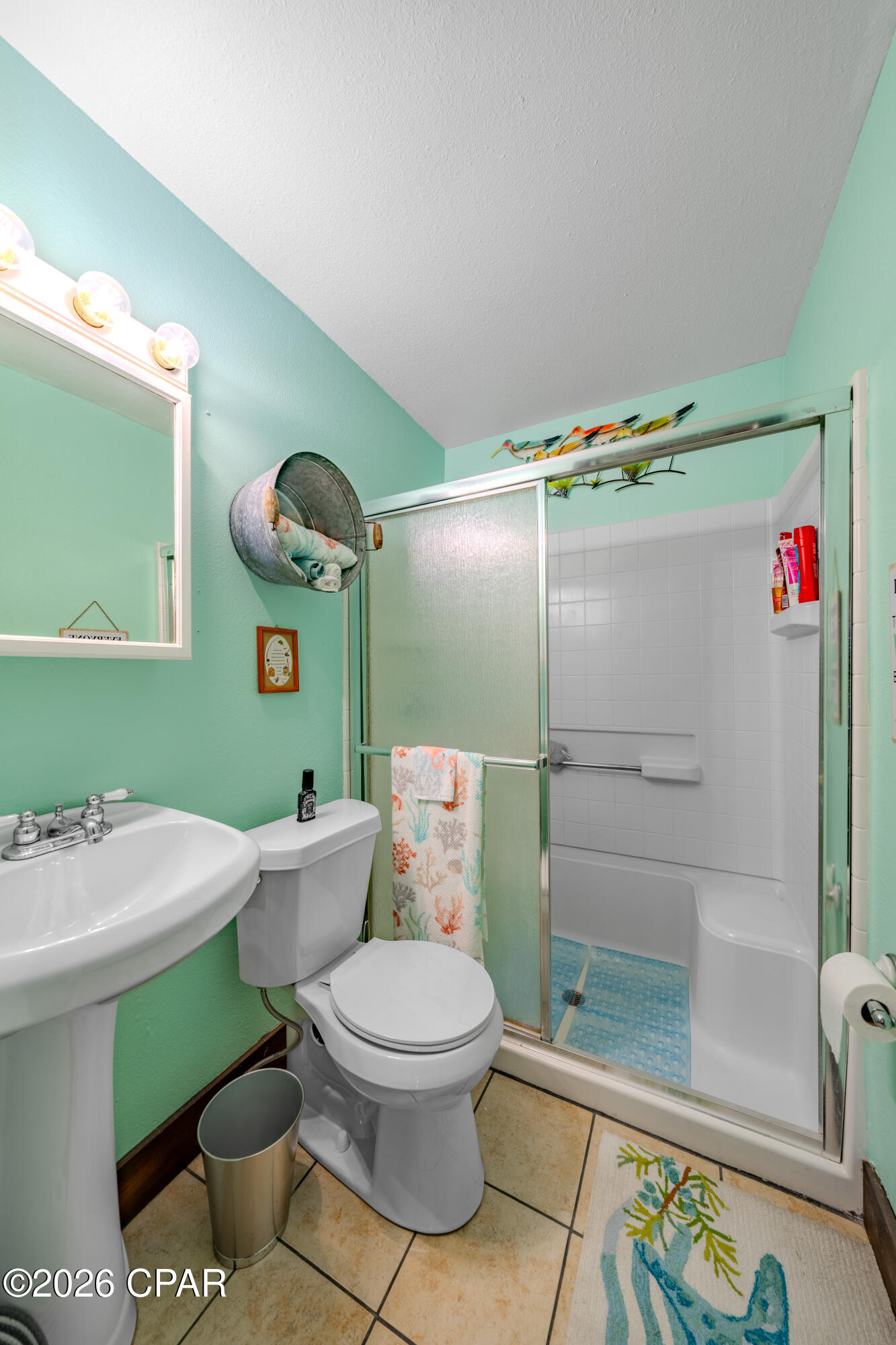 Image 19 For 208 Sixteenth Street