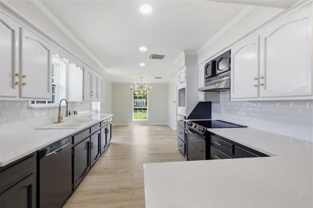 3718 Ernest Street — photo 4