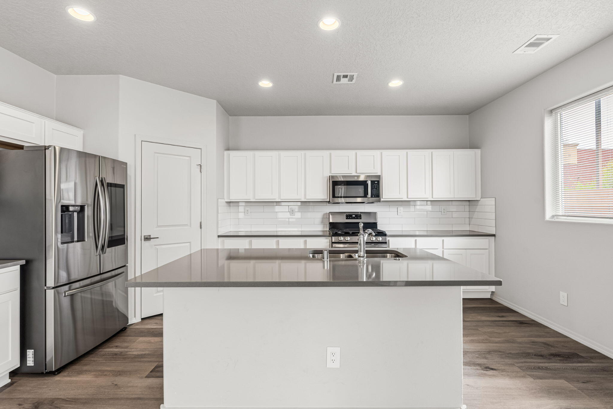 1st image of 9519 Sage Ranch Ct Sw, Albuquerque, NM 87121 | MLS# 1100987