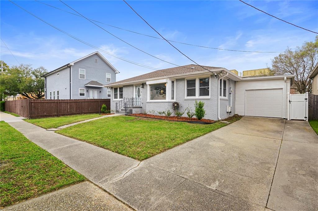 2nd image of 429 32nd St, New Orleans, LA 70124 | MLS# 2550873