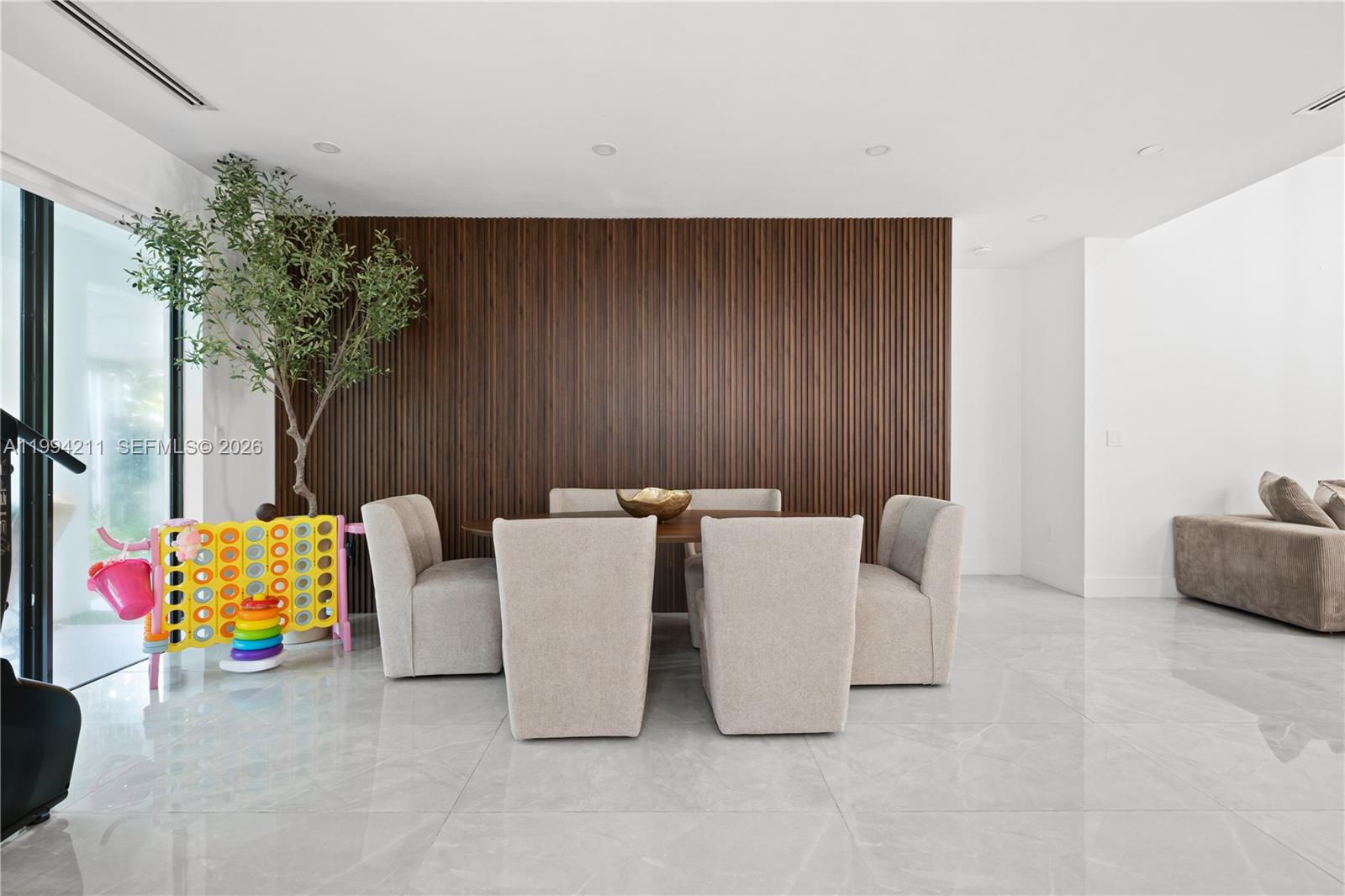 Property photo # 8