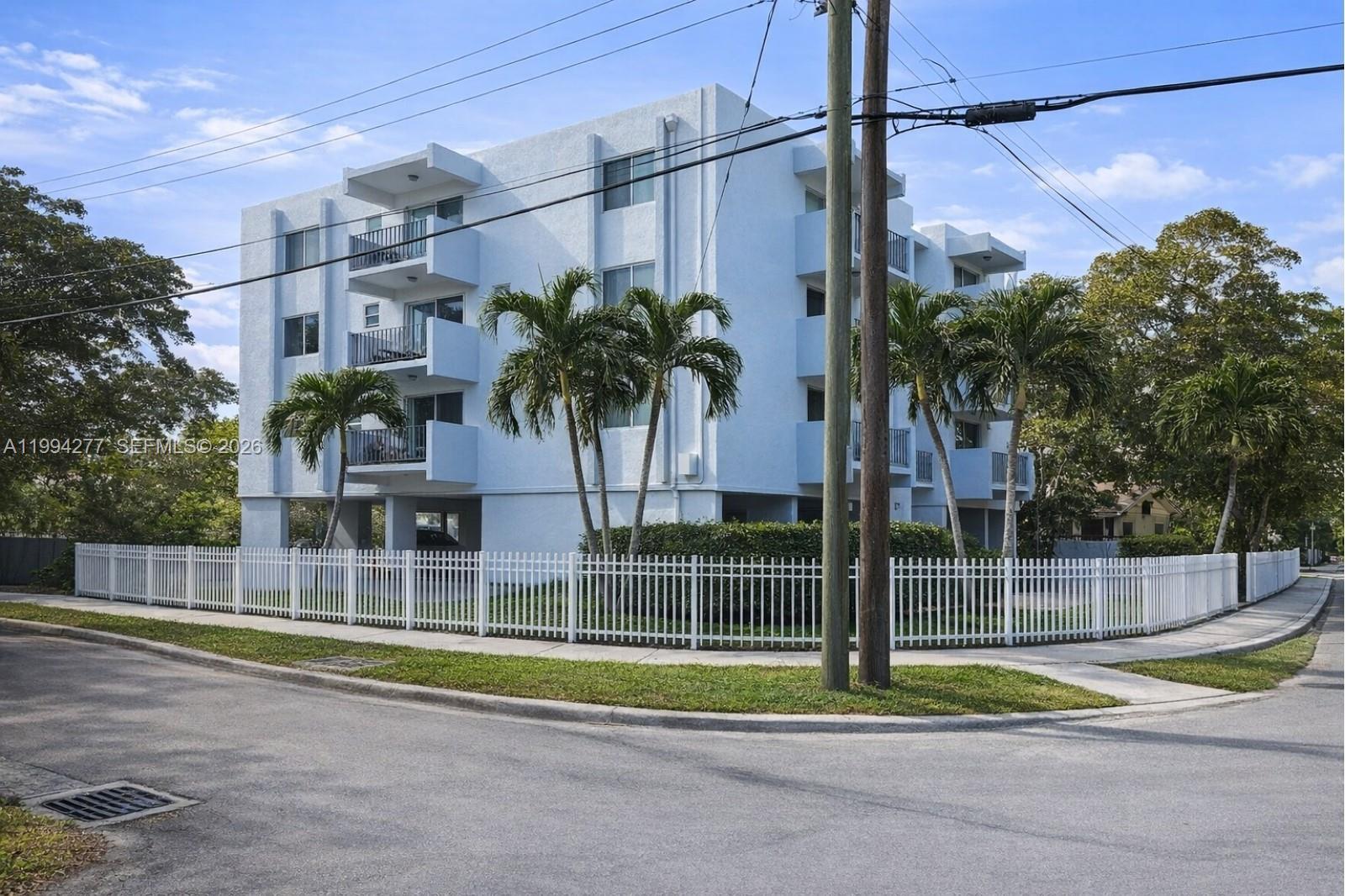 Arch Creek Landing Condo