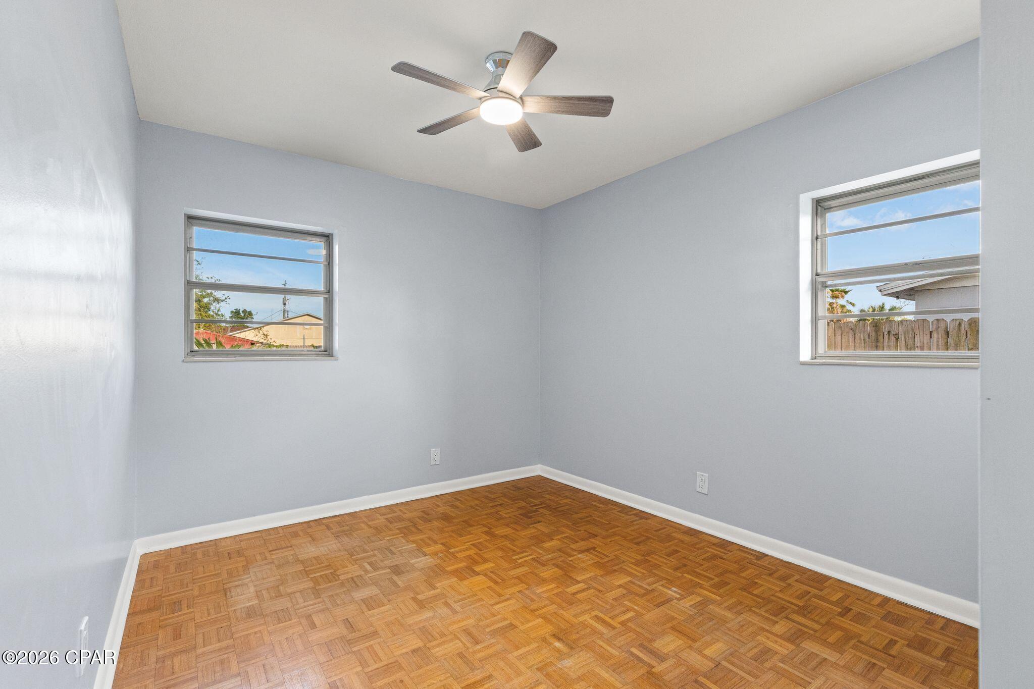 Listing photo id 16 for 106 Moody Drive