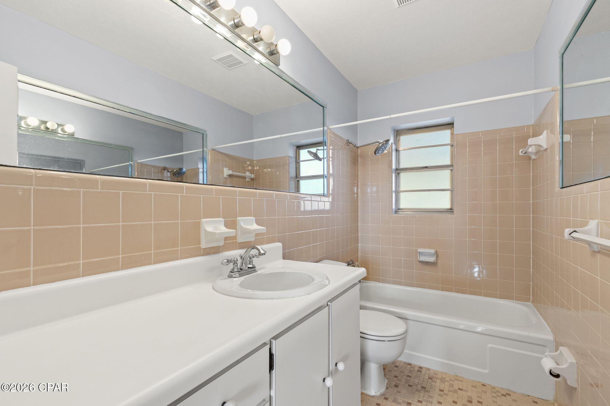 Image 18 For 106 Moody Drive