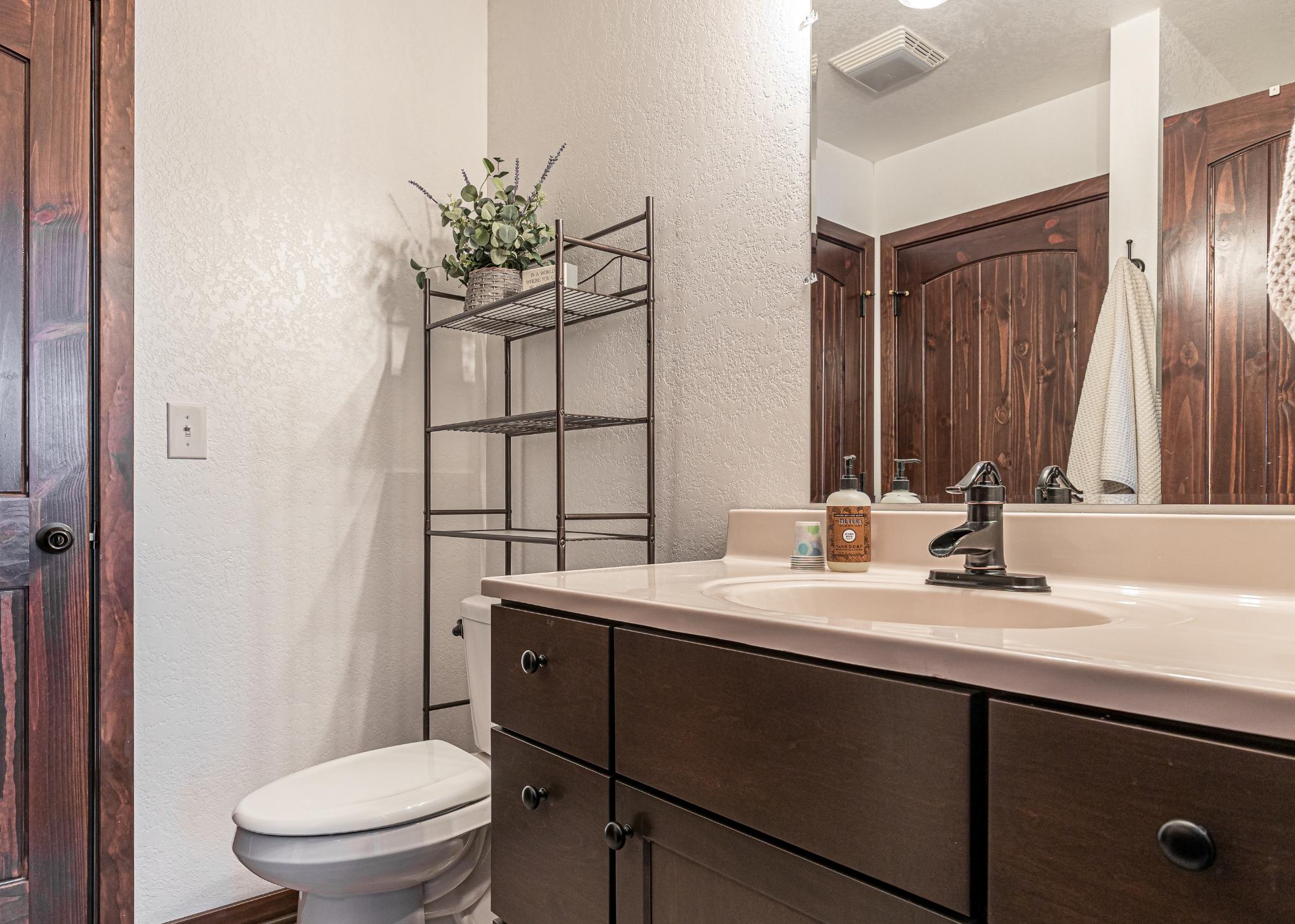 Patricia Lake Property 10228 Falcon Ridge Rd Photo 18