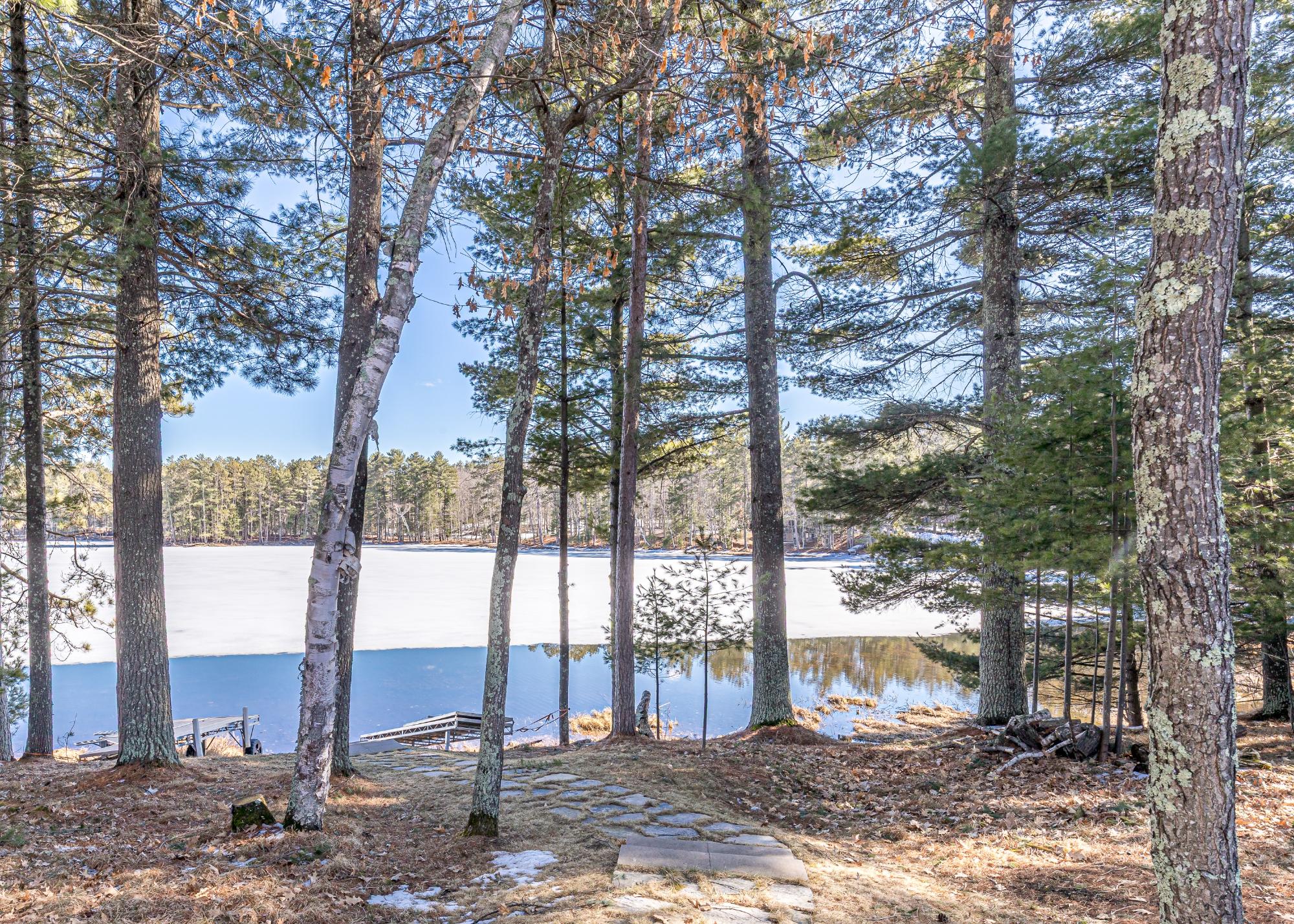 Patricia Lake Property 10228 Falcon Ridge Rd Photo 2