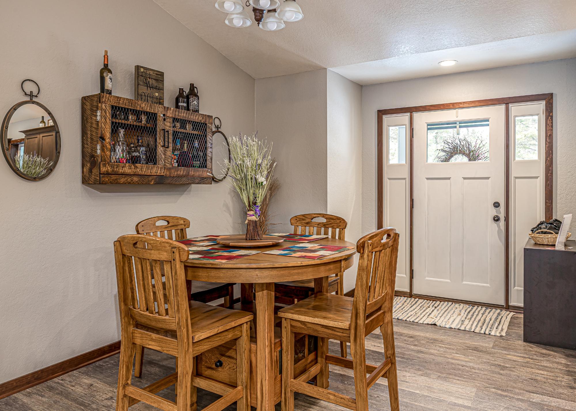 Patricia Lake Property 10228 Falcon Ridge Rd Photo 6