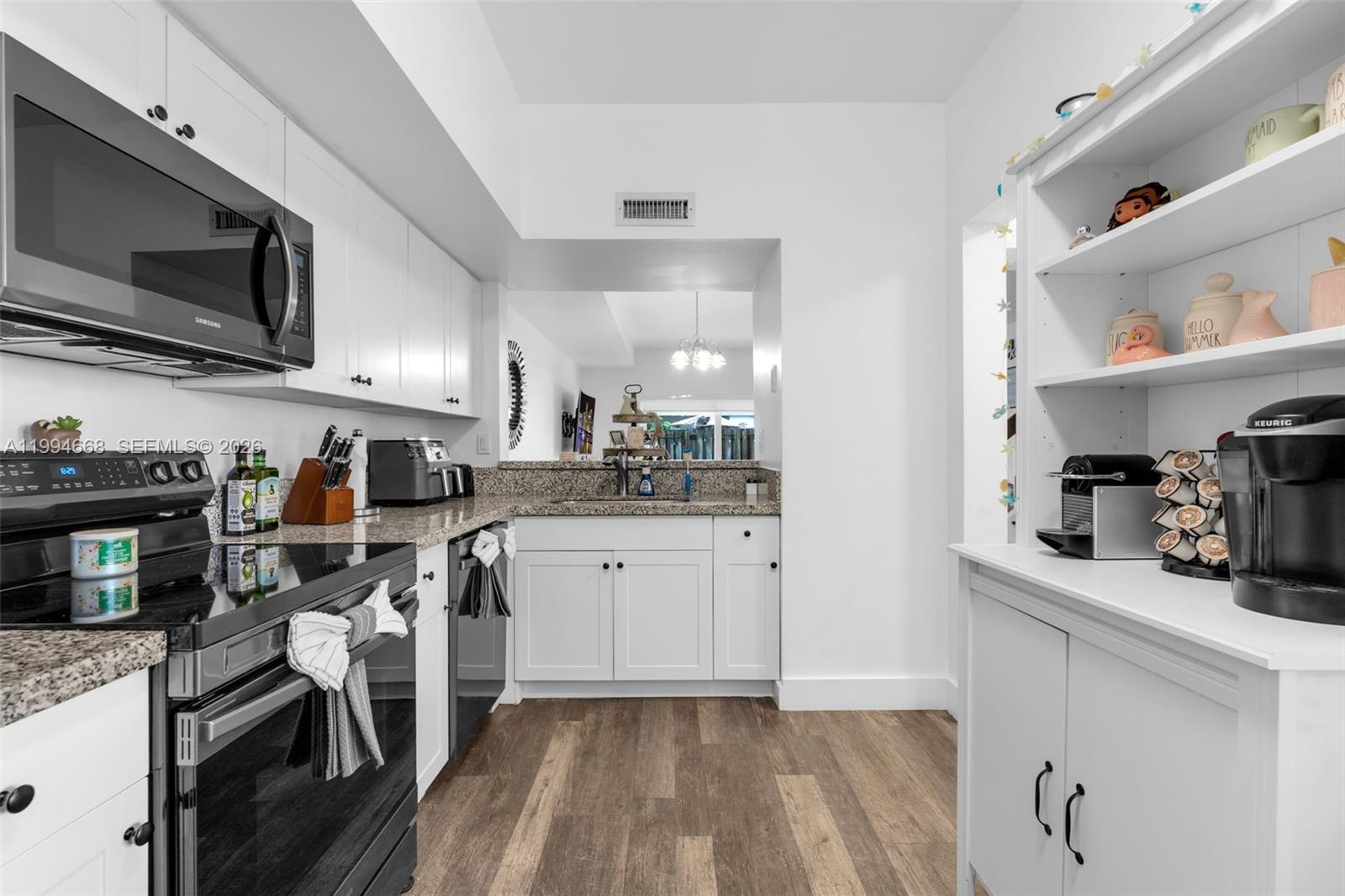 Property photo # 4