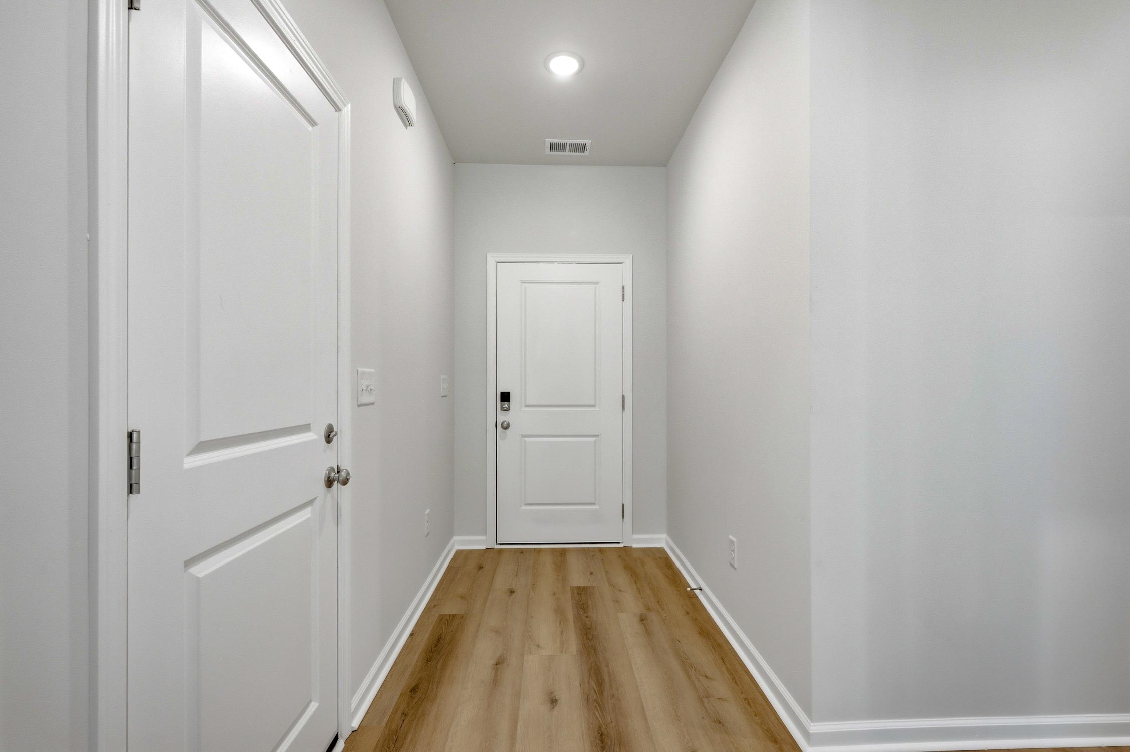 Photo 3 of Single family home for sale at 314 Huggins St, Marion, SC 29571 | MLS# 2608763 | Listing updated on 2026-10-26