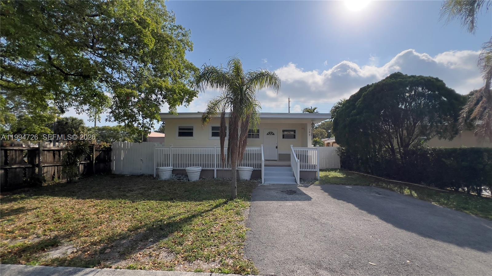 Town Of Hallandale B-13