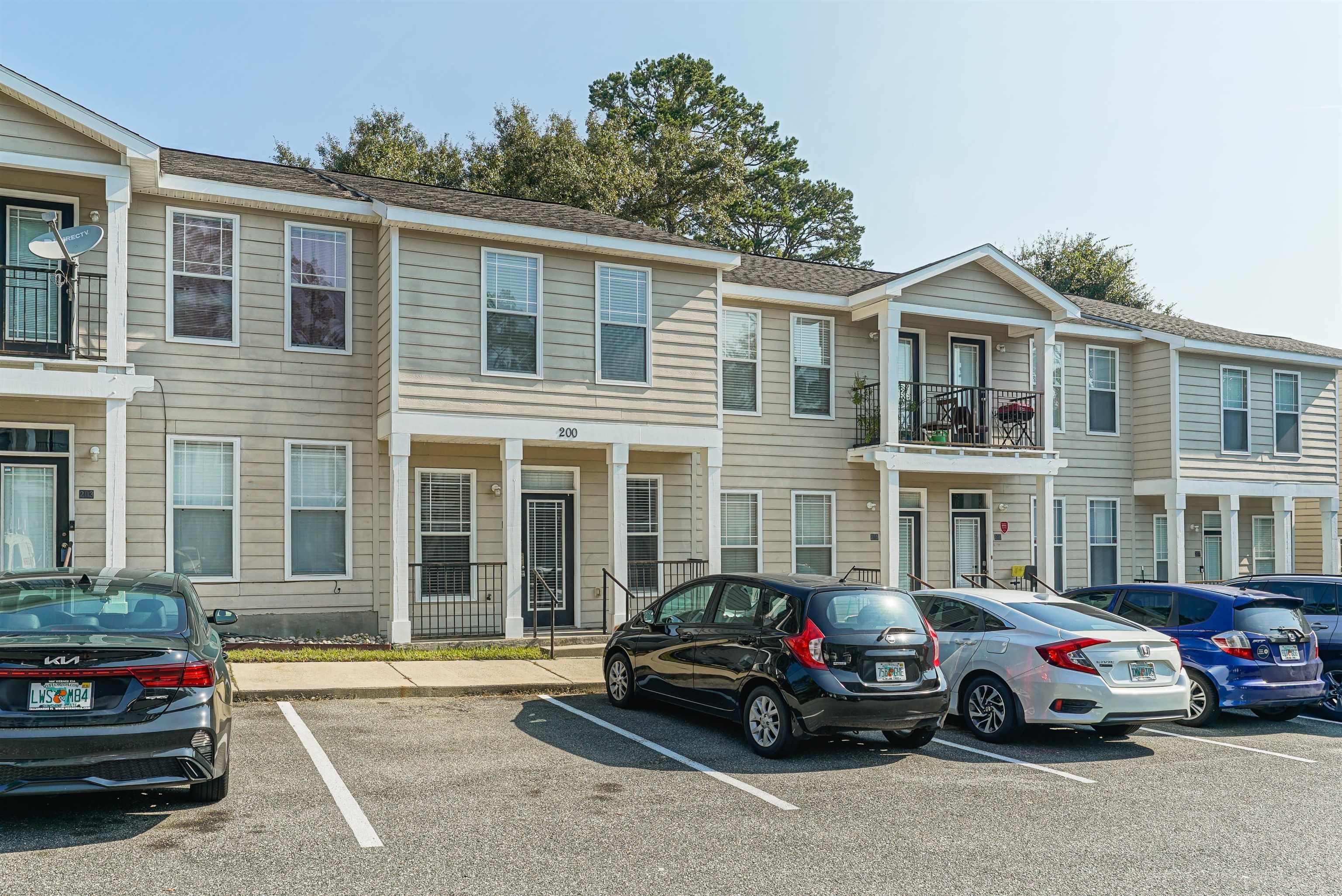 2400  Fred Smith Road 204, Tallahassee, FL, 32303