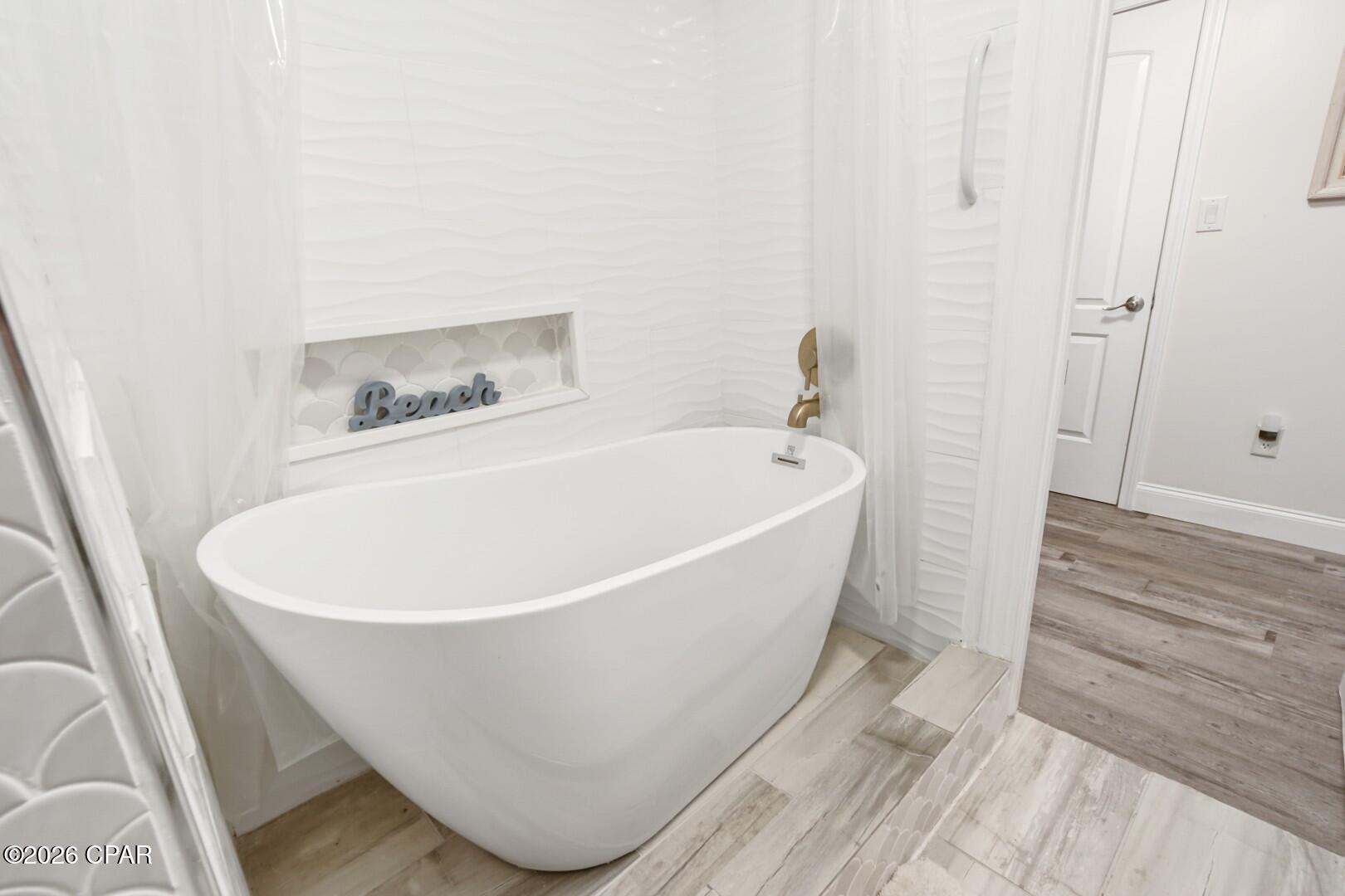 Image 33 For 4700 6th Street