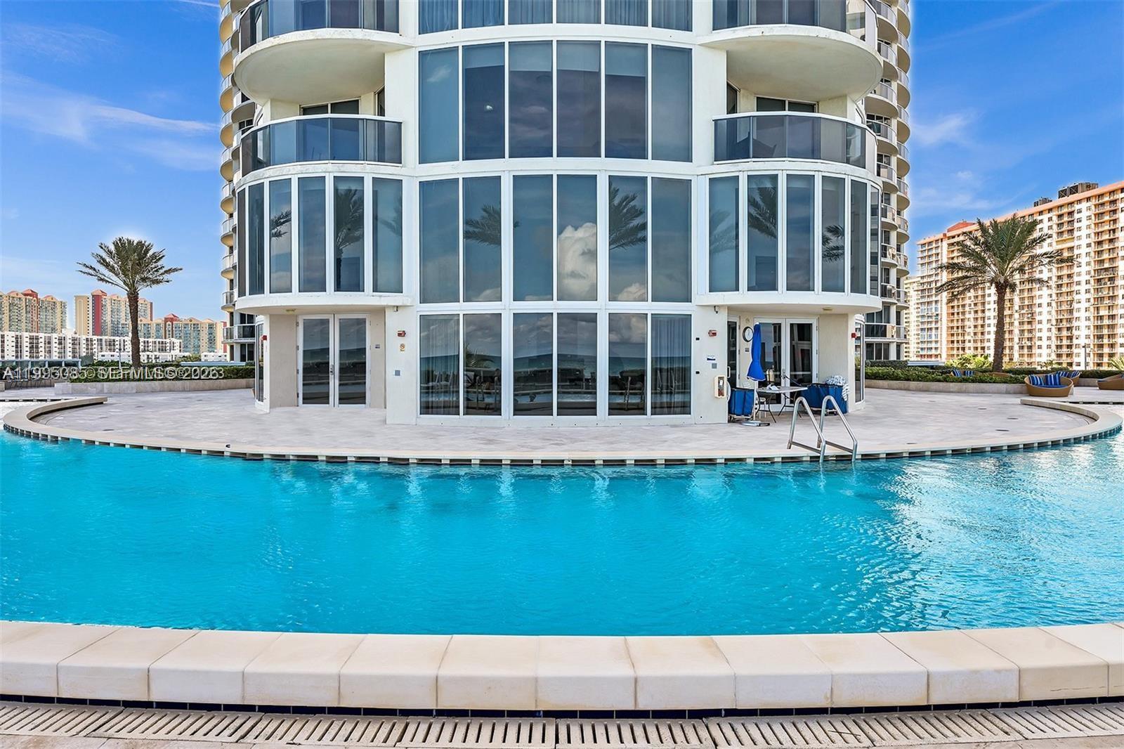 17201 Collins Ave Unit 2804, Sunny Isles Beach, Florida 33160
