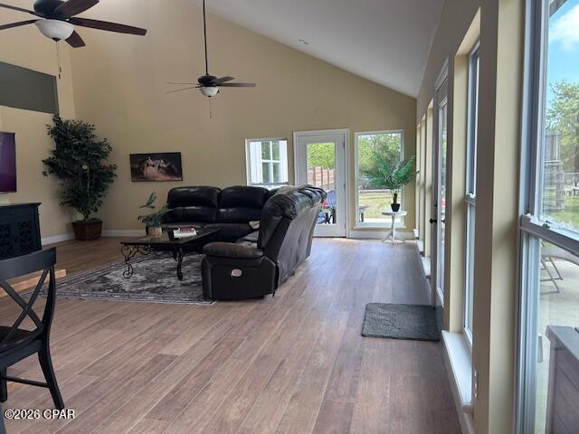 Listing photo id 35 for 5325 Titus Road