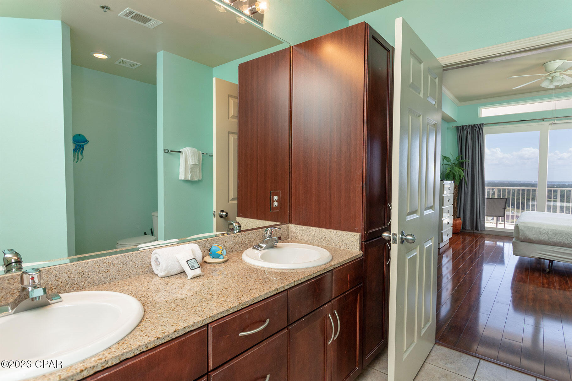 Image 12 For 9902 Thomas Drive 2029