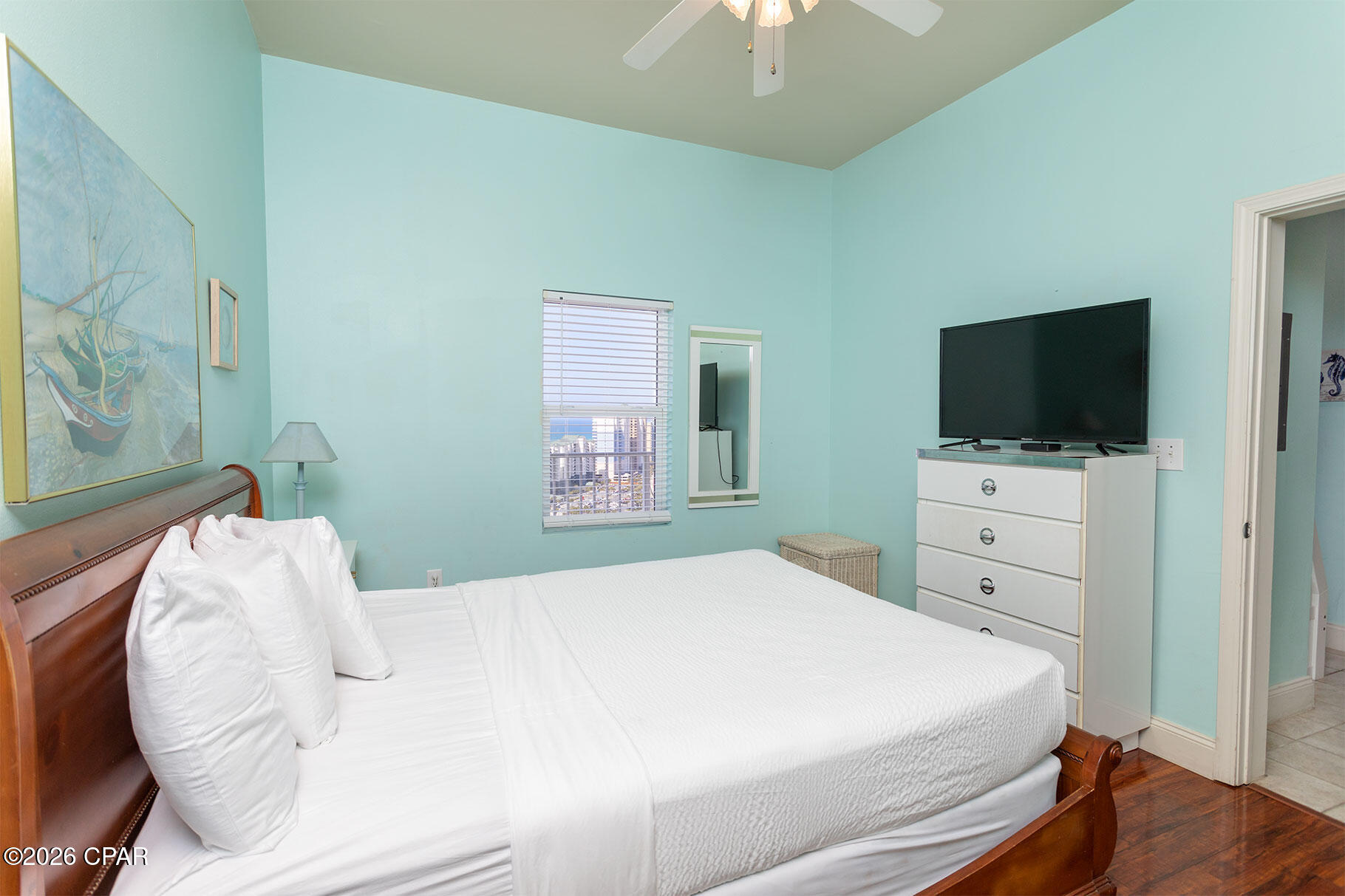 Image 18 For 9902 Thomas Drive 2029