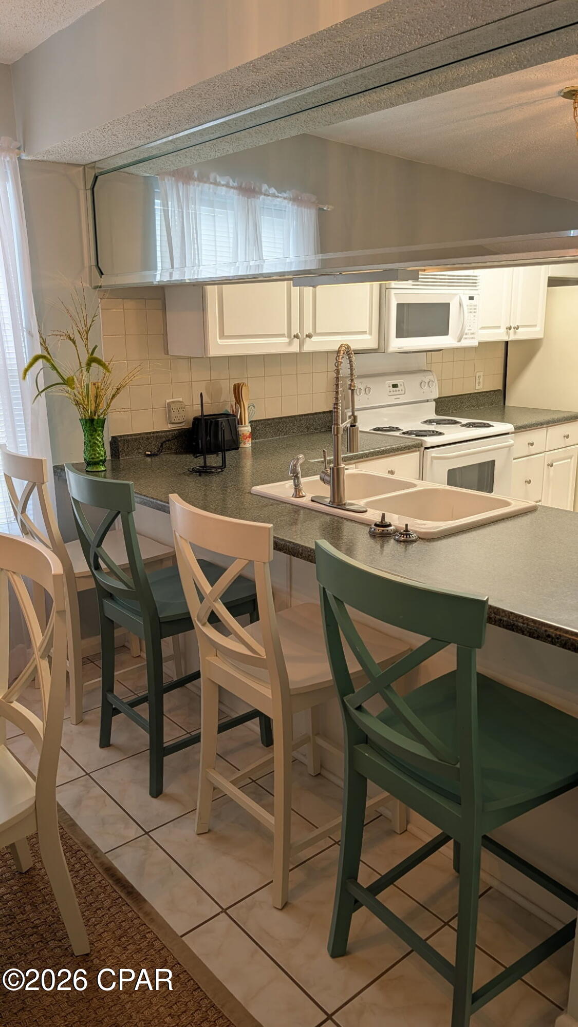 Image 7 For 7813 North Lagoon Drive C6