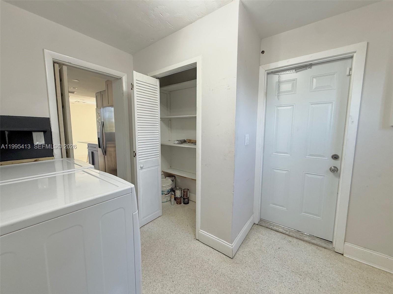 Bonus room and amenities at 207 12th Ave - Home in Dania Beach