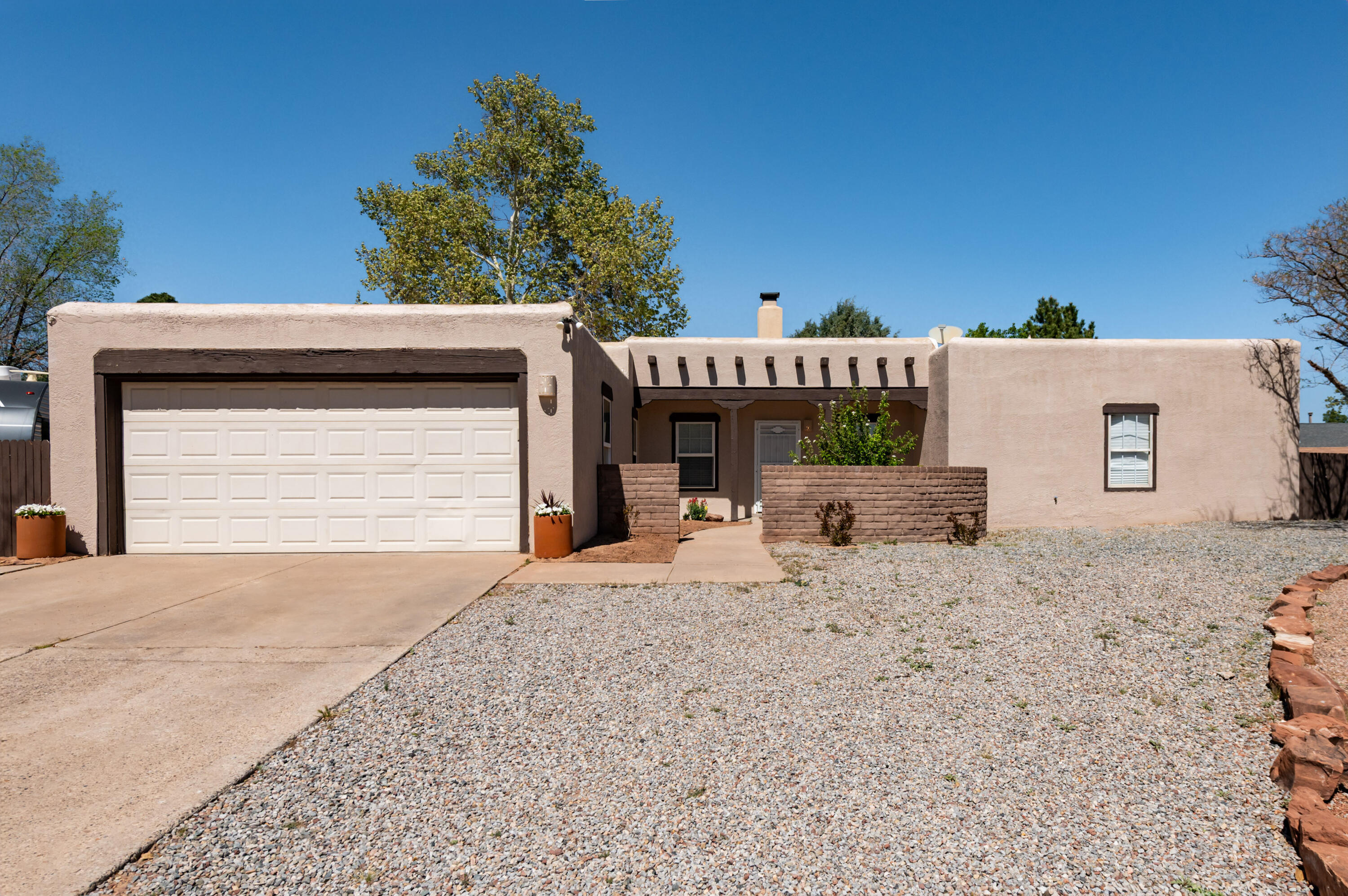 Homes for sale in Albuquerque, NM | 5417 Chapel Dr Nw, Albuquerque, NM 87114 | MLS# 1101157
