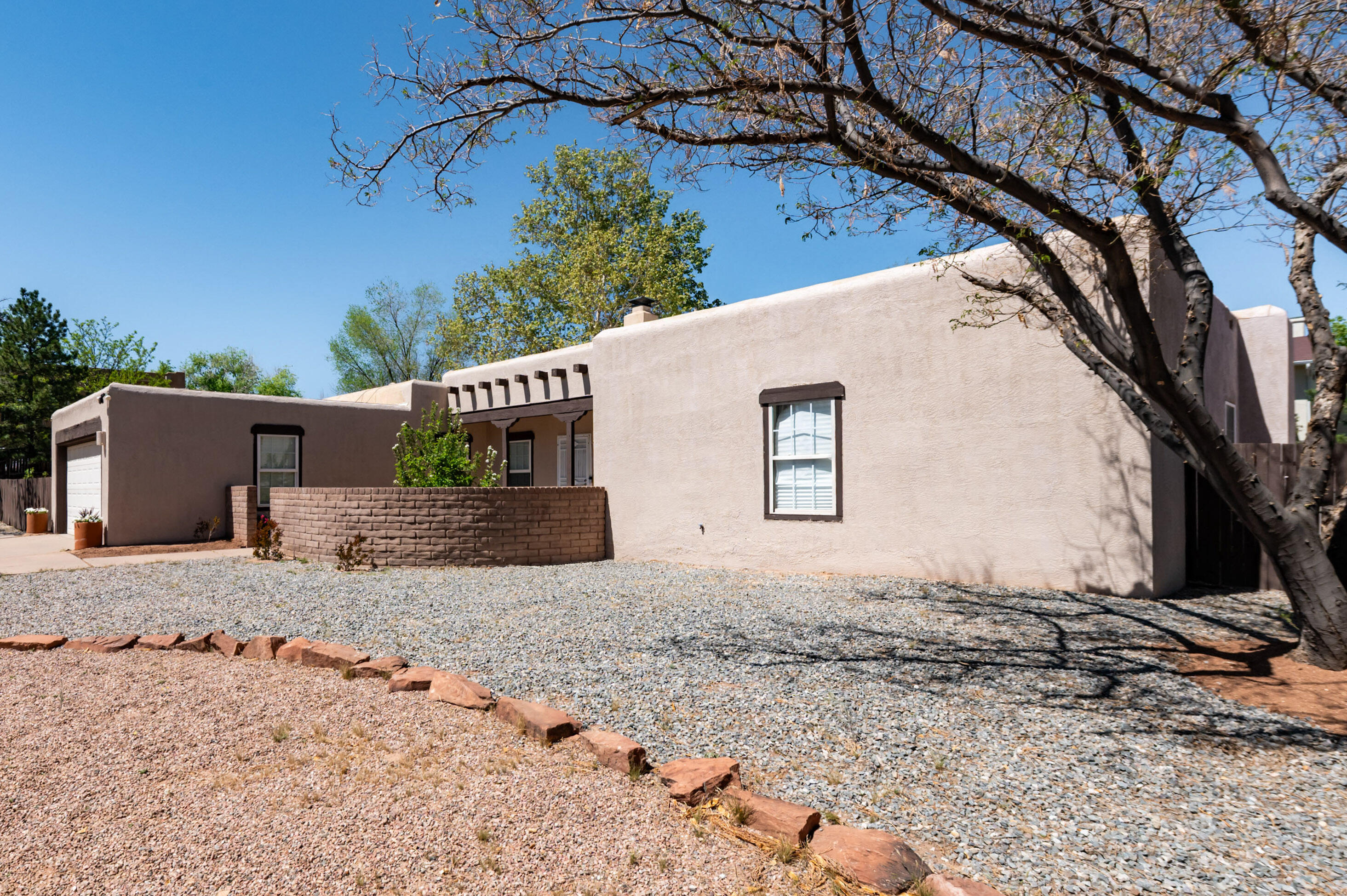 Homes for sale in Albuquerque, NM | 5417 Chapel Dr Nw, Albuquerque, NM 87114 | MLS# 1101157