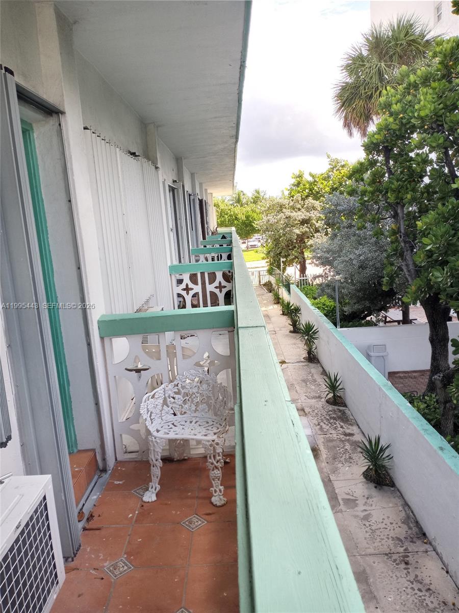 Homes for sale in Miami Beach, FL | 6490 Collins Ave, Miami Beach, FL 33141 | Houzeo