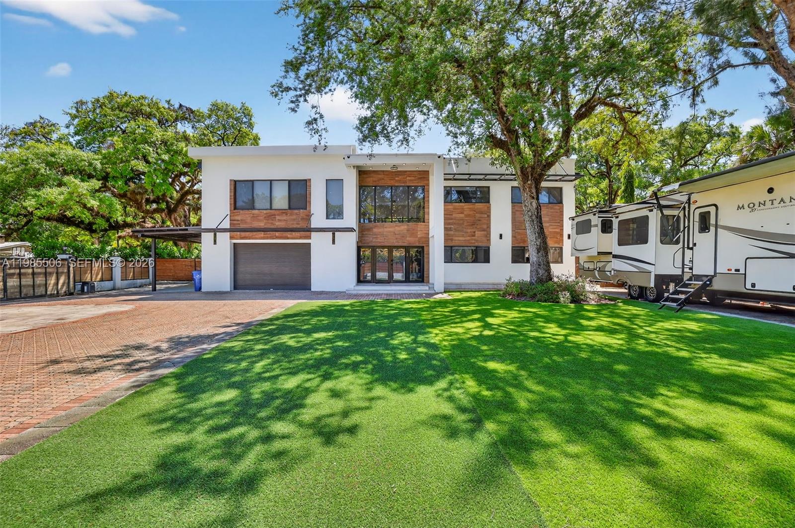 Riverland Manors