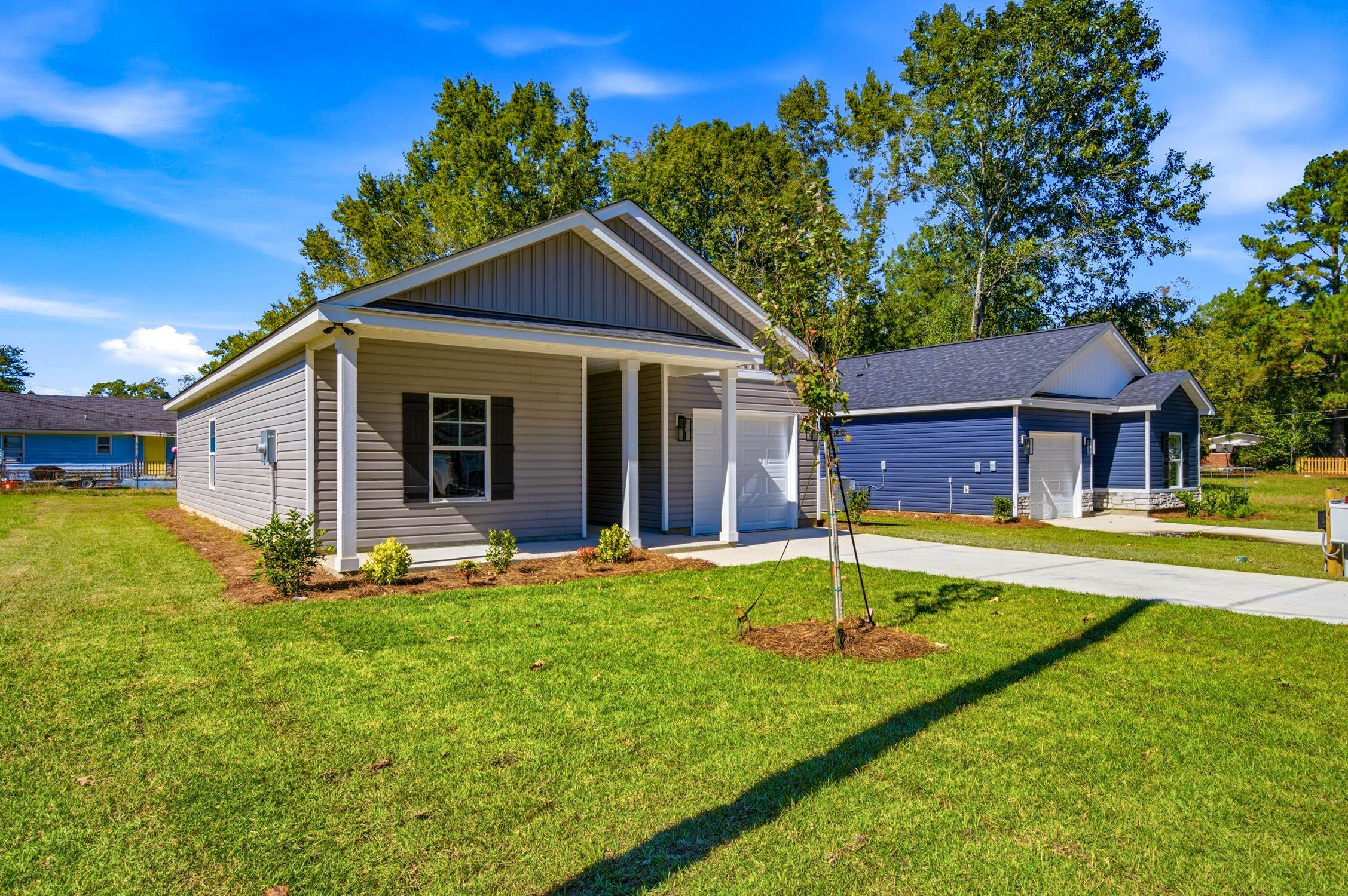 Photo 2 of Single family home for sale at 812 Gibson St, Marion, SC 29571 | MLS# 2608918 | Listing updated on 2026-10-24