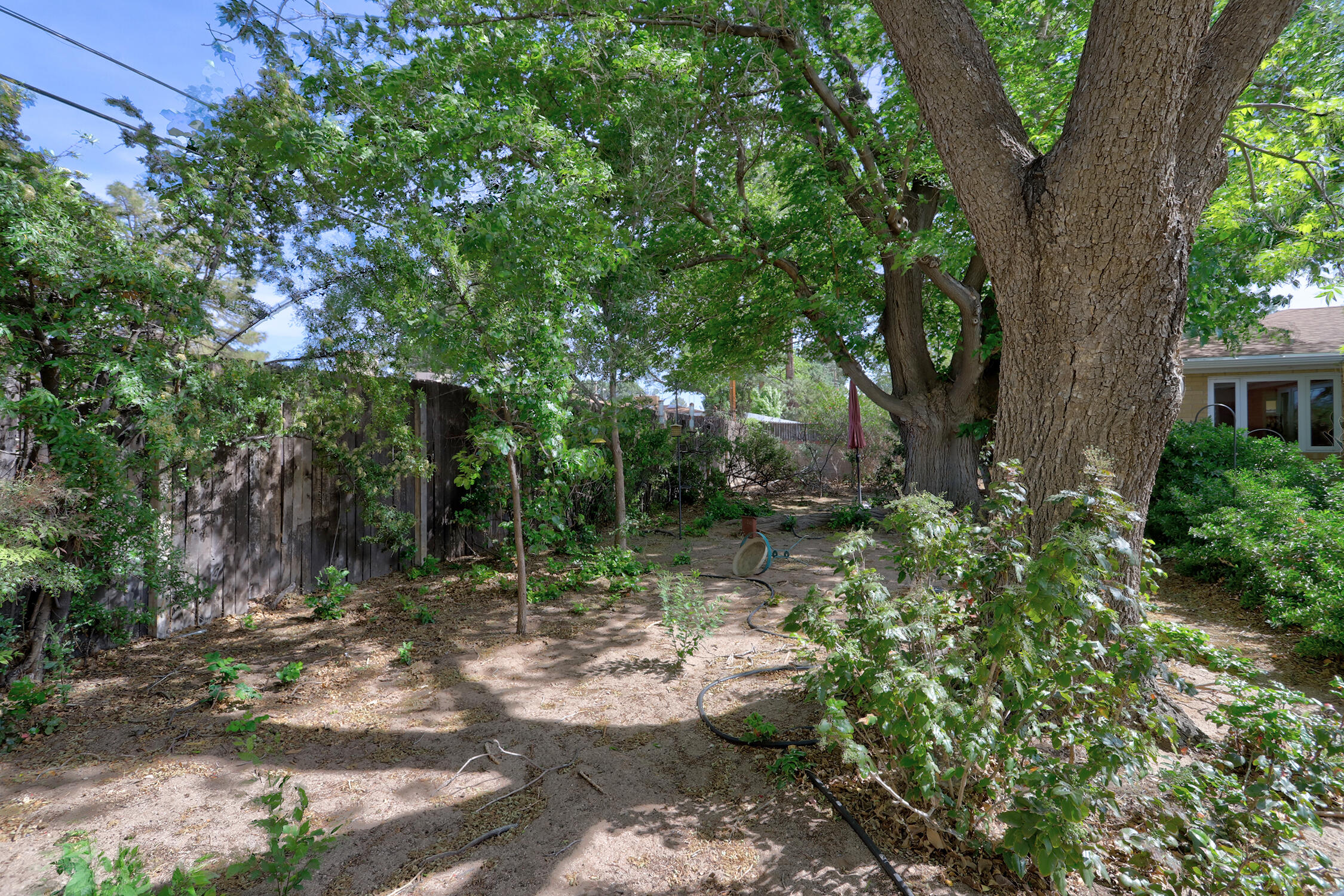 Homes for sale in Albuquerque, NM | 1300 Dakota St Ne, Albuquerque, NM 87110 | MLS# 1101171