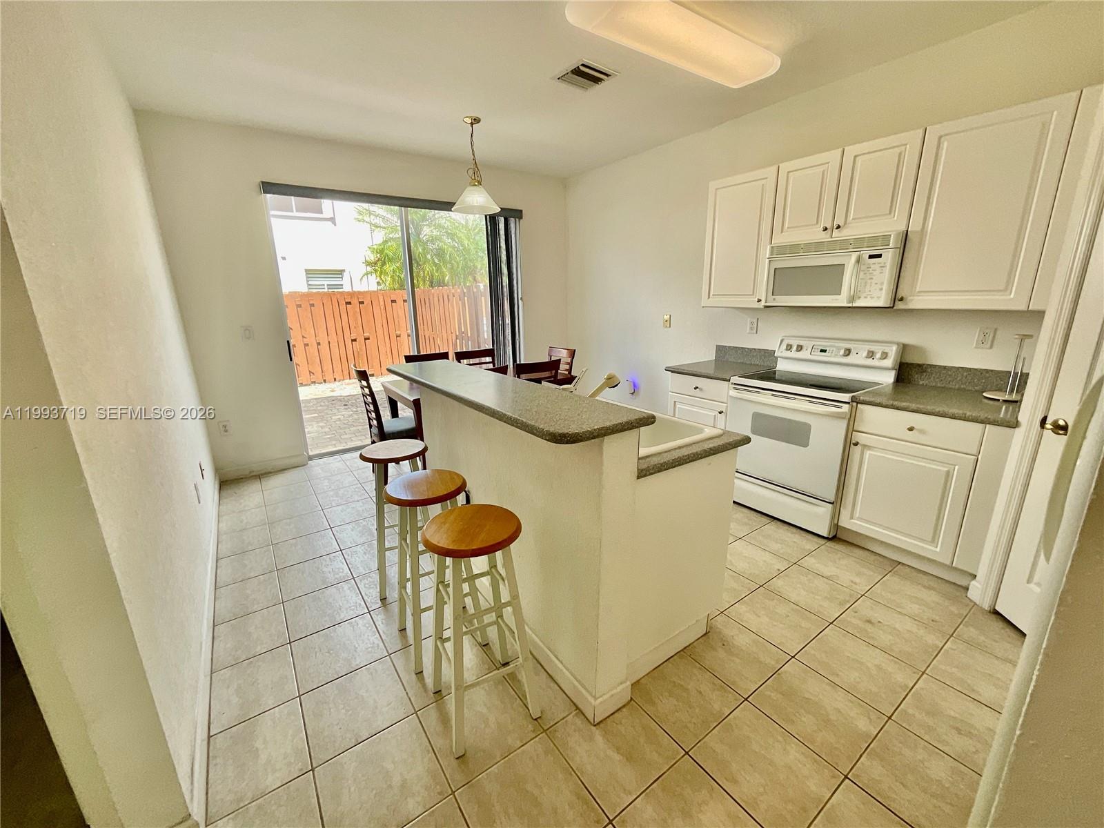 Property photo # 8