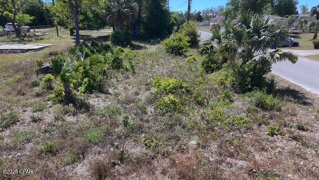 Image 2 For 900 8th Court