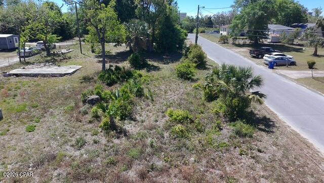 Image 4 For 900 8th Court