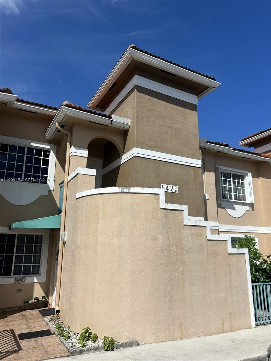 Lago Lindo Townvillas Con