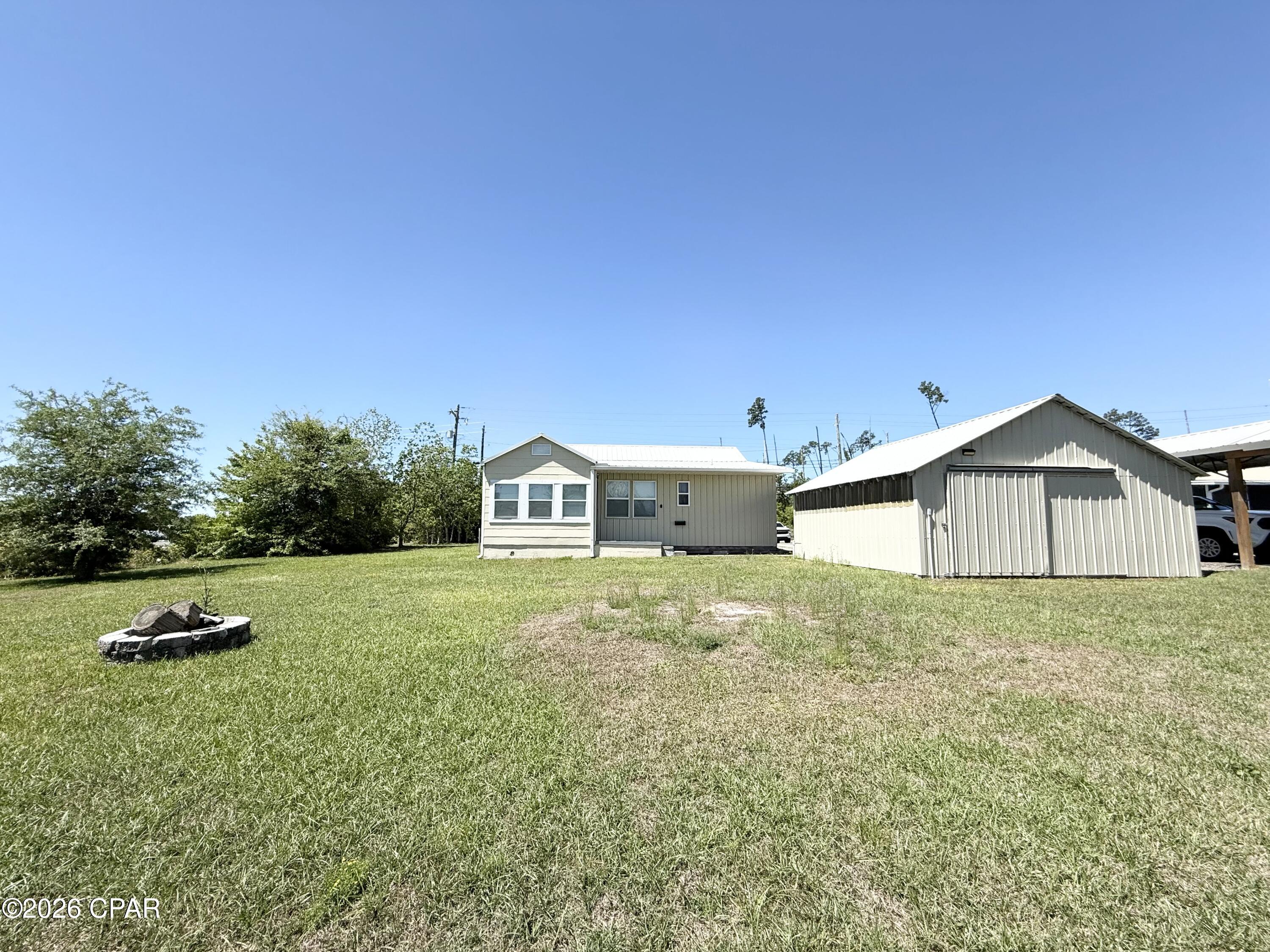 Image 4 For 421 Berthe Avenue