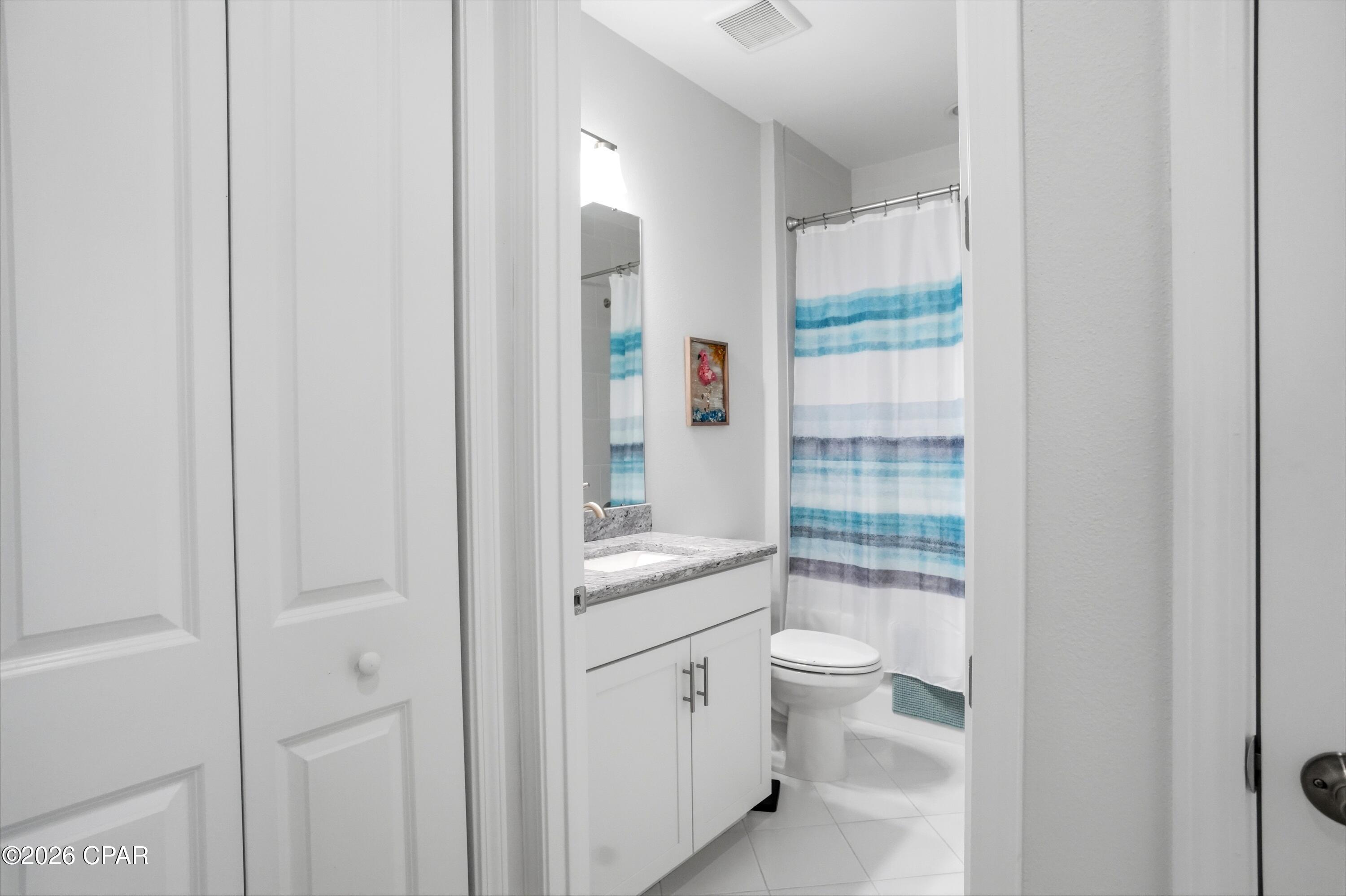 8463 Landshark Boulevard, Panama City Beach, FL 32413 thumbnail, photo 35 of 45
