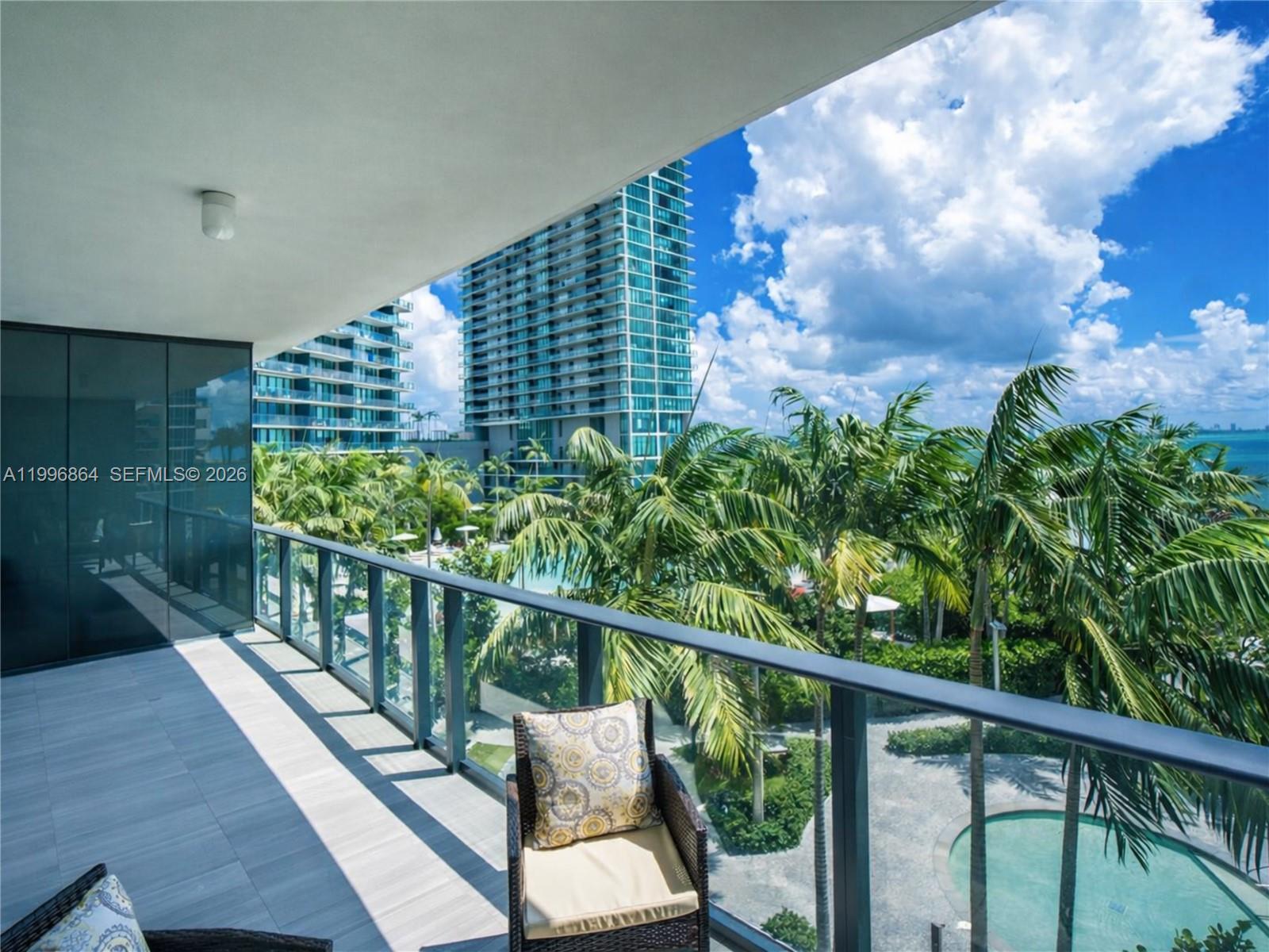 Gran Paraiso Condo