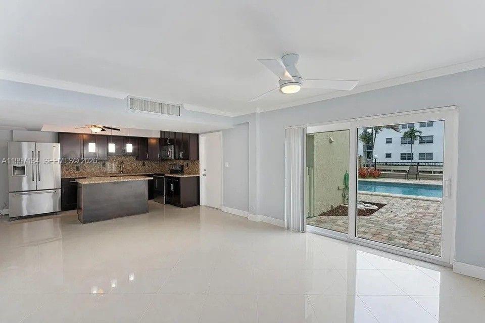 Coral Point Condominium