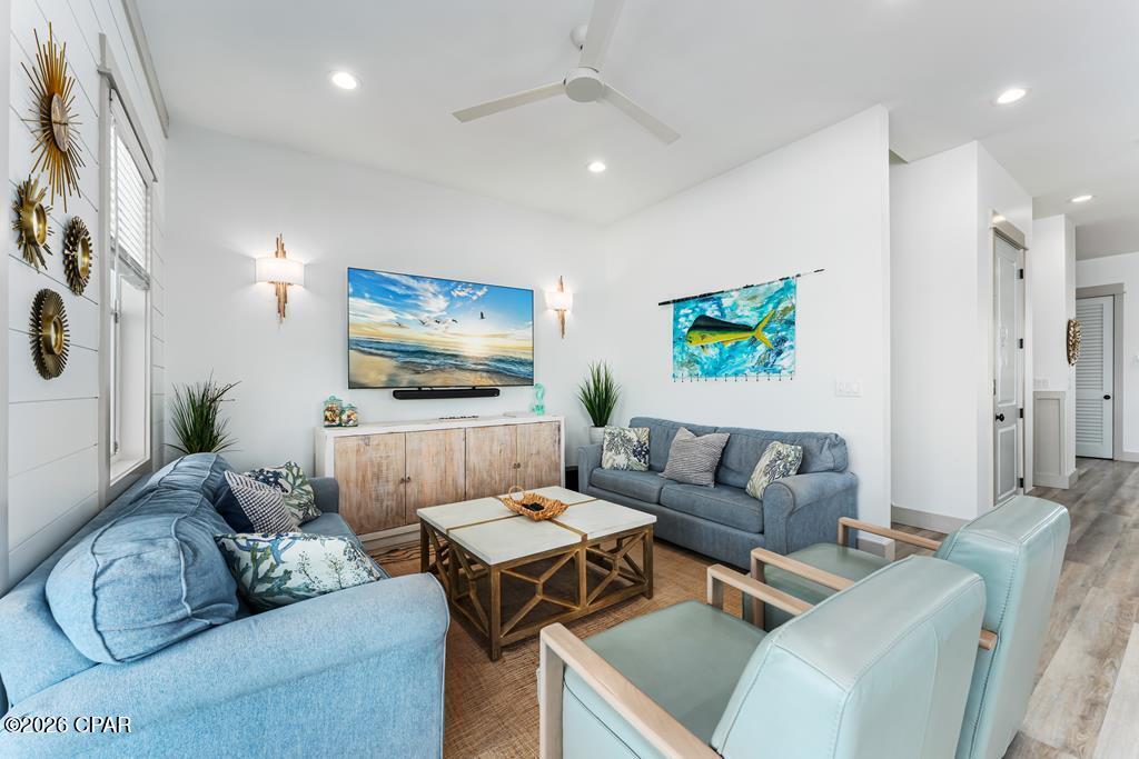 Image 14 For 195 Swirly Sun Drive