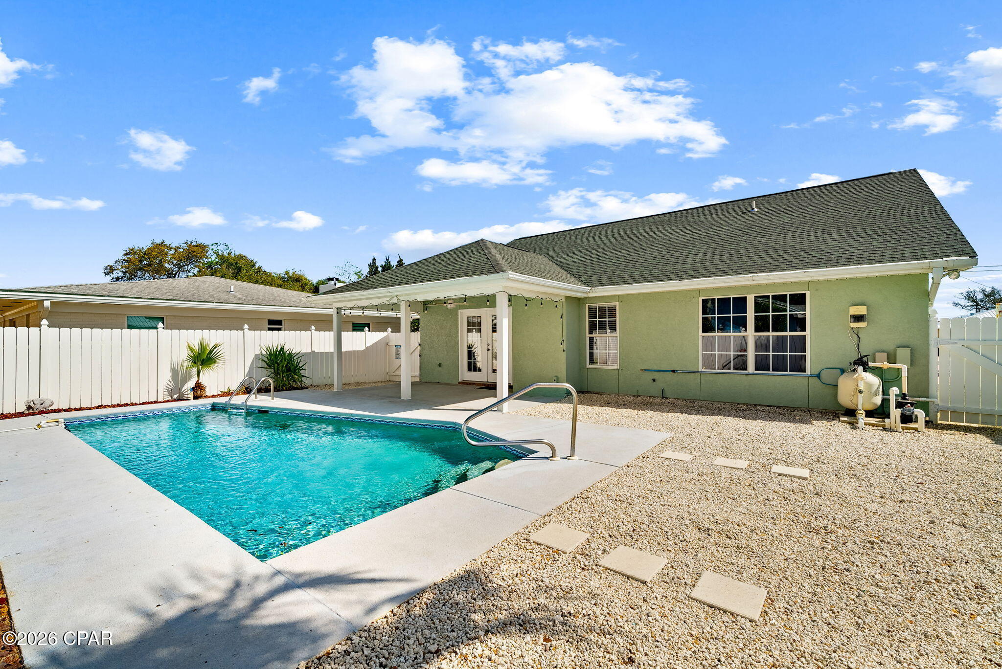 Image 32 For 615 Poinsettia Court