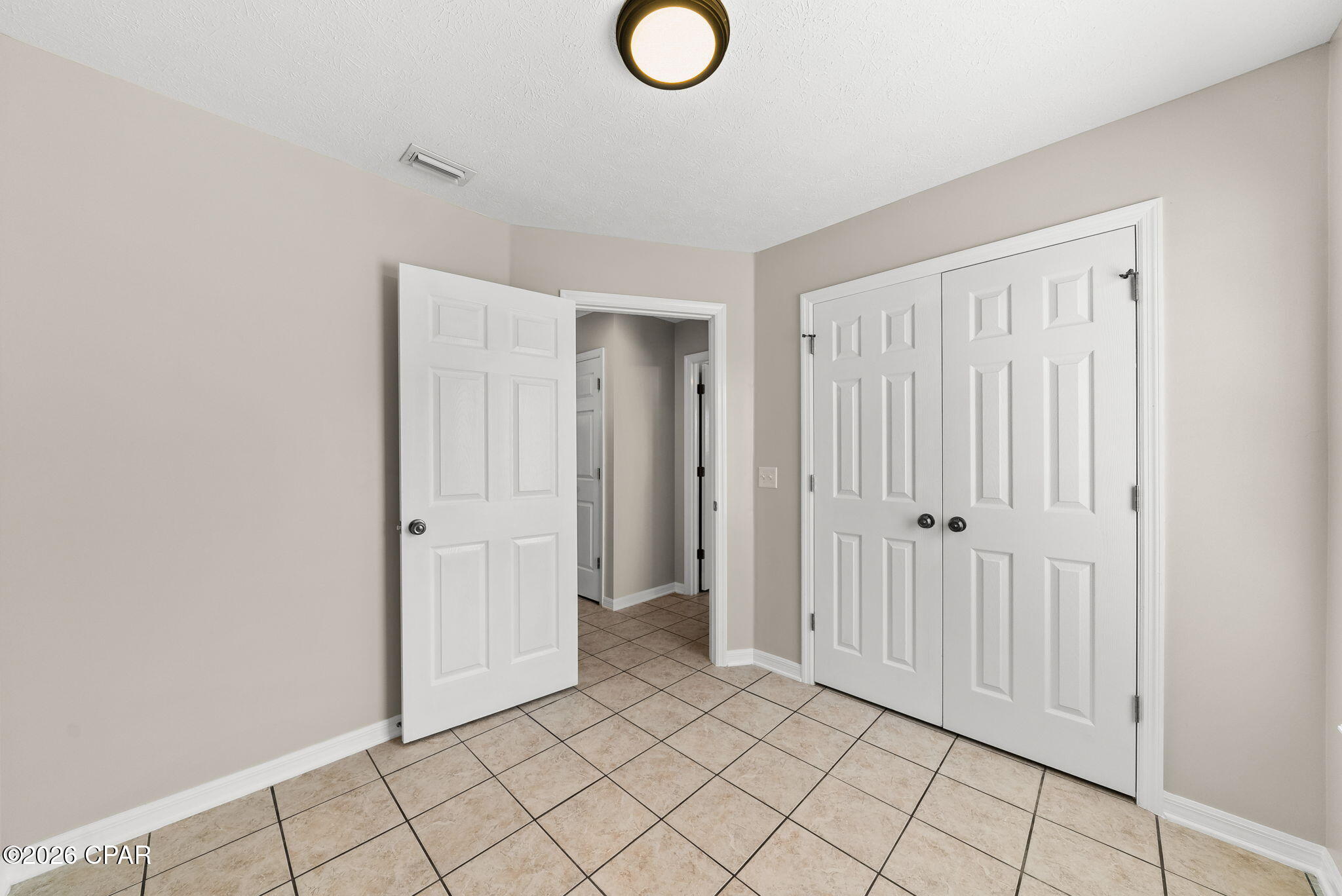 Image 9 For 615 Poinsettia Court