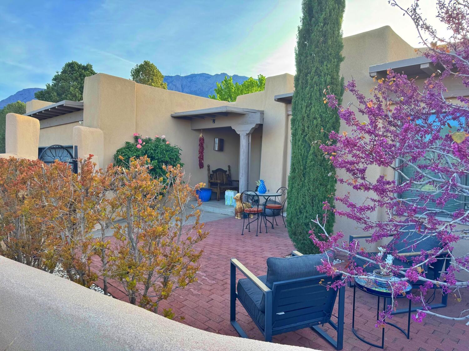 2nd image of 7722 Cedar Canyon Ct Ne, Albuquerque, NM 87122 | MLS# 1101285