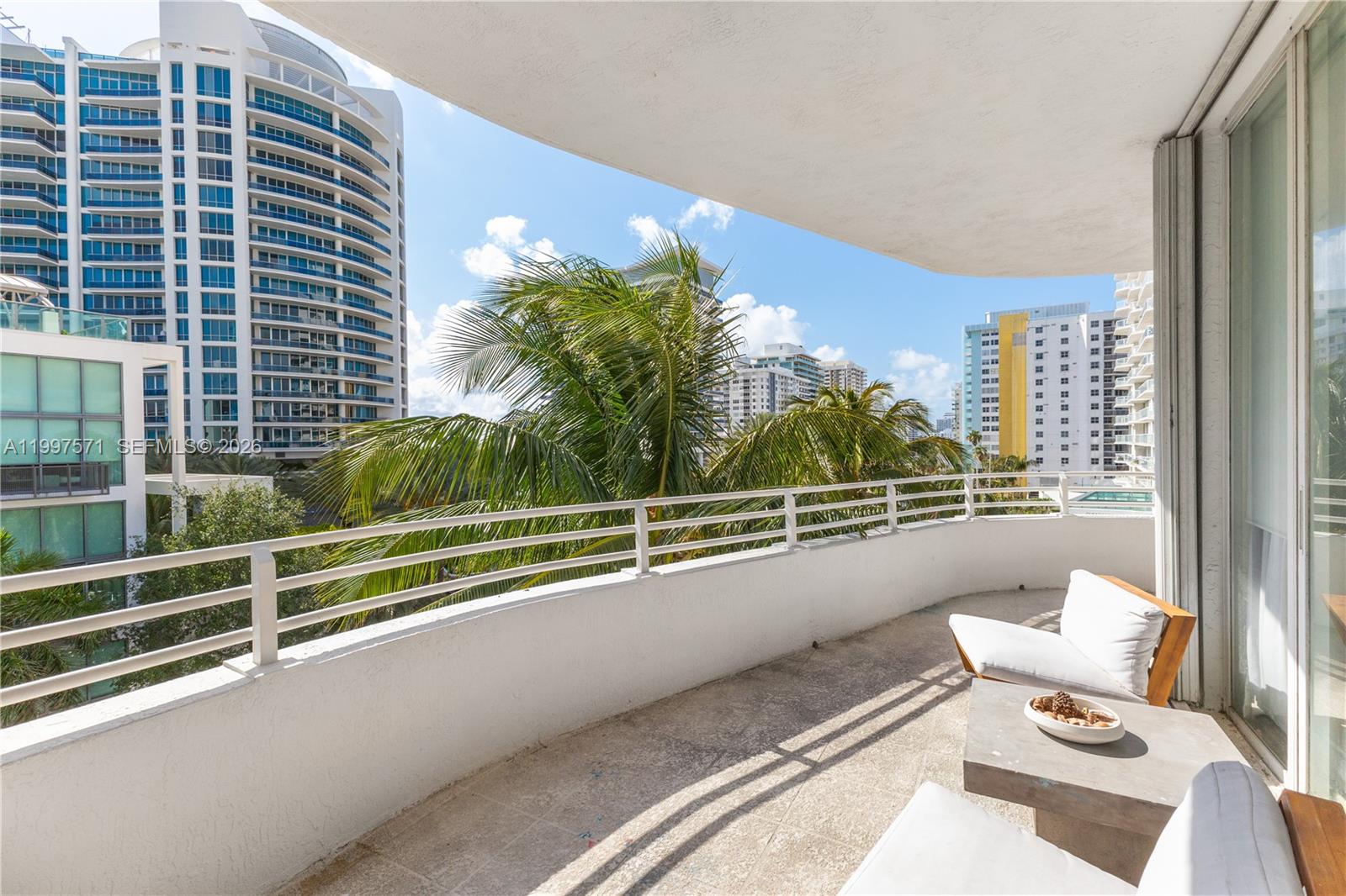 5970-indian-creek-dr-502-miami-beach-fl-33140/hzid_e08f593a