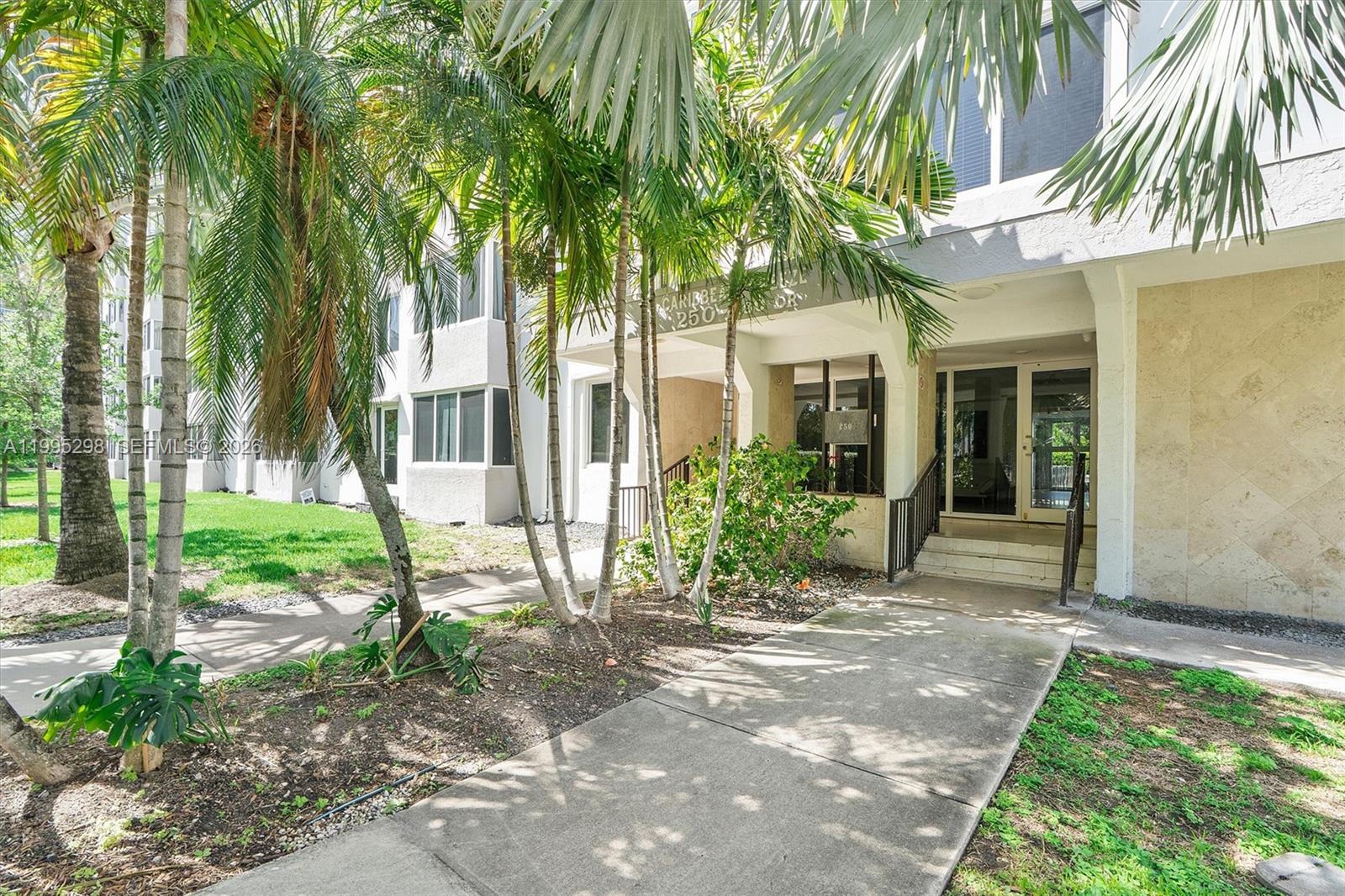 Homes for sale in Miami, FL | 250 180Th Dr, Miami, FL 33160