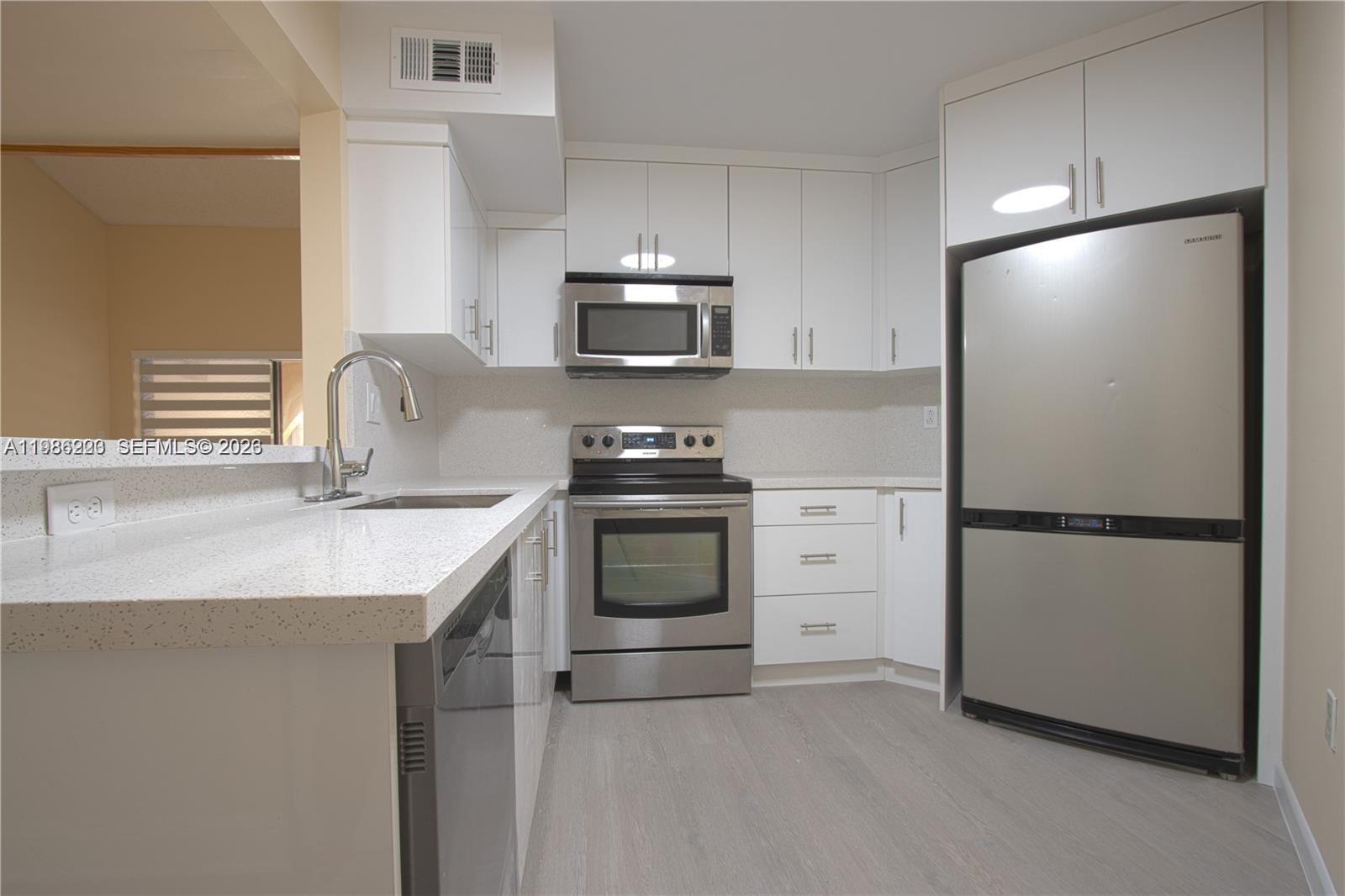 West Fontaine Condo