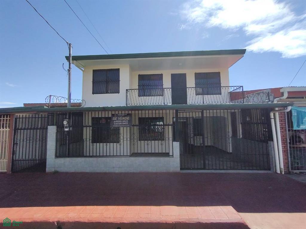6 bed Single Family Homes For Sale in Turrialba, Cartago - 1