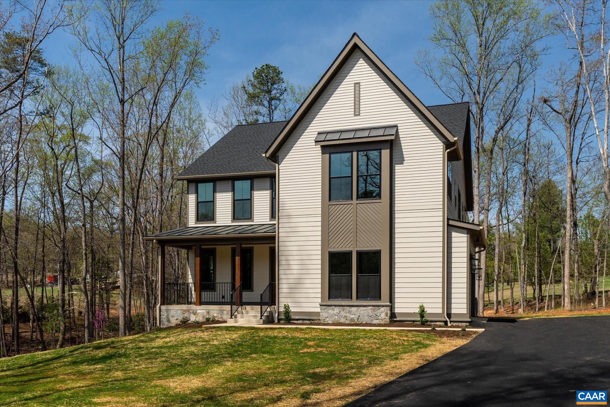 369 Sienna Ln