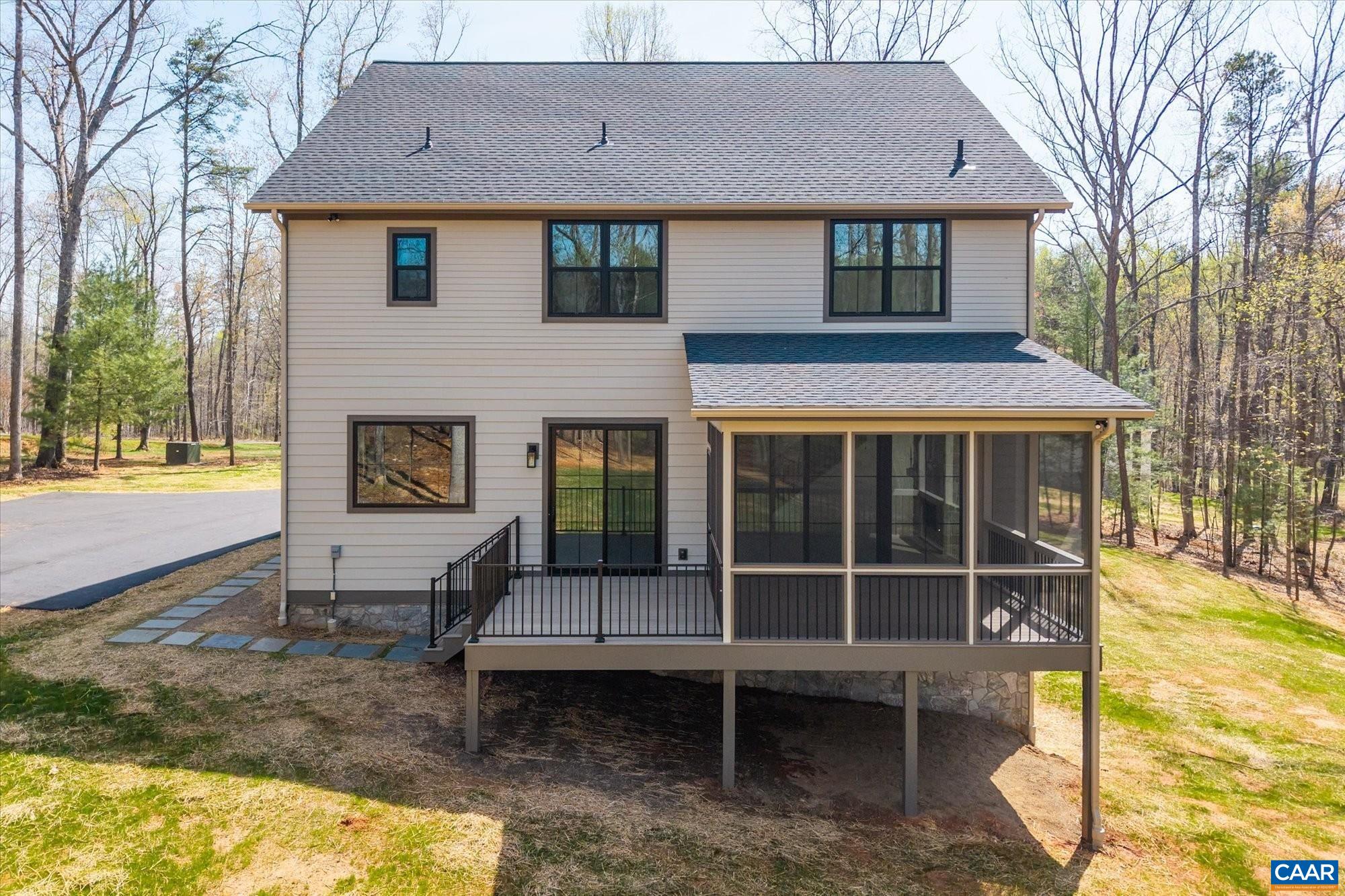 369 Sienna Ln