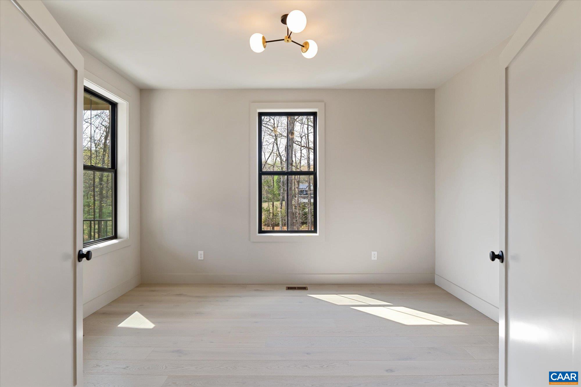 369 Sienna Ln