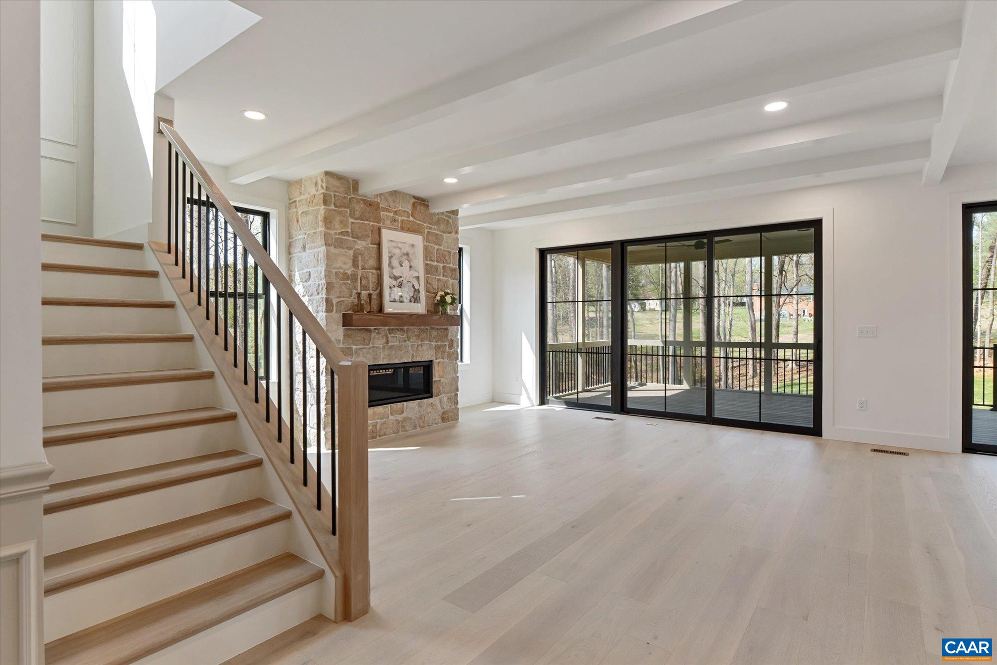 369 Sienna Ln